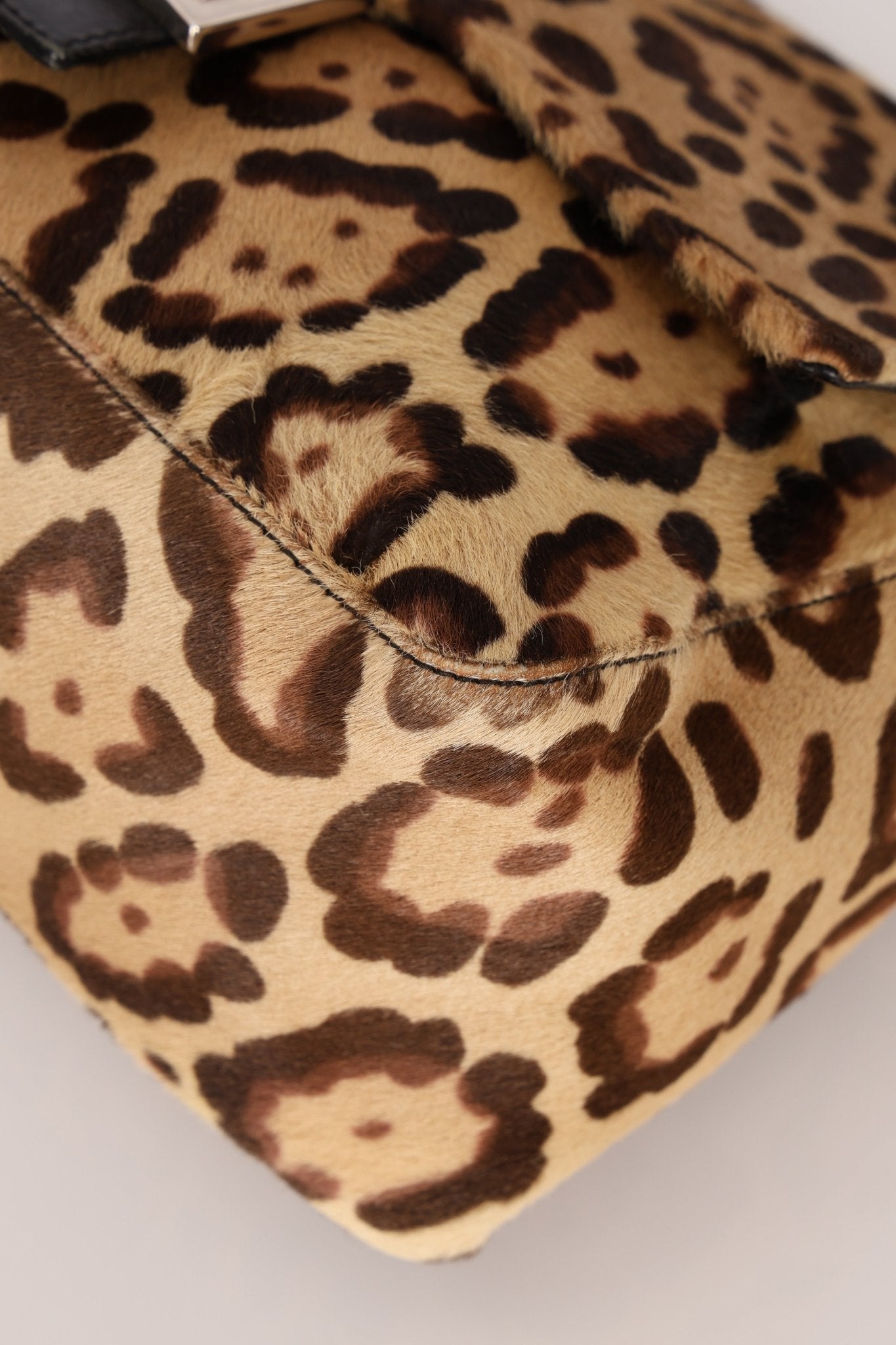 Fendi Leopard Print Ponyhair Mamma Baguette - FashioNica