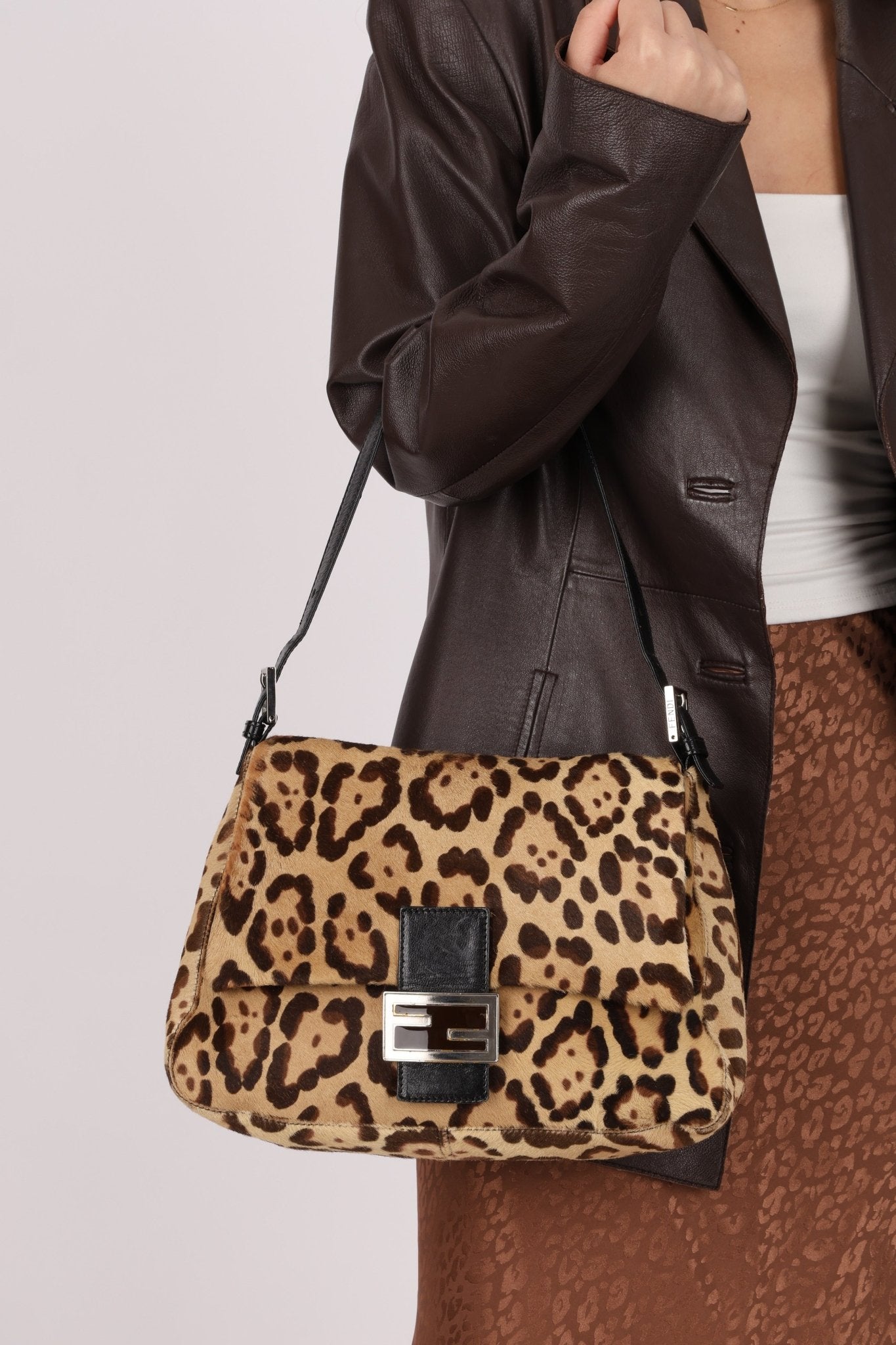 Fendi Leopard Print Ponyhair Mamma Baguette - FashioNica