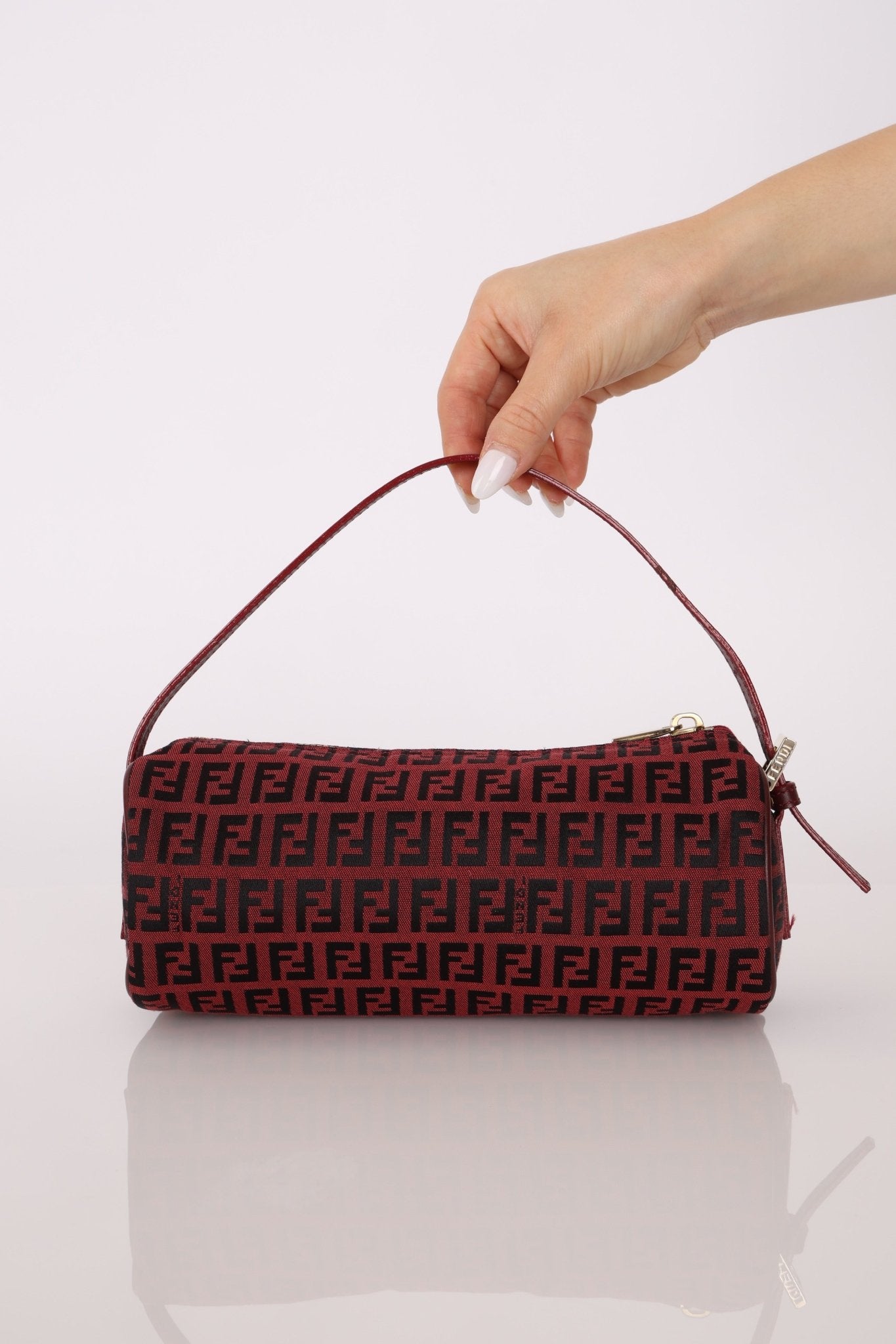 Fendi Red Zucchino Pochette - FashioNica