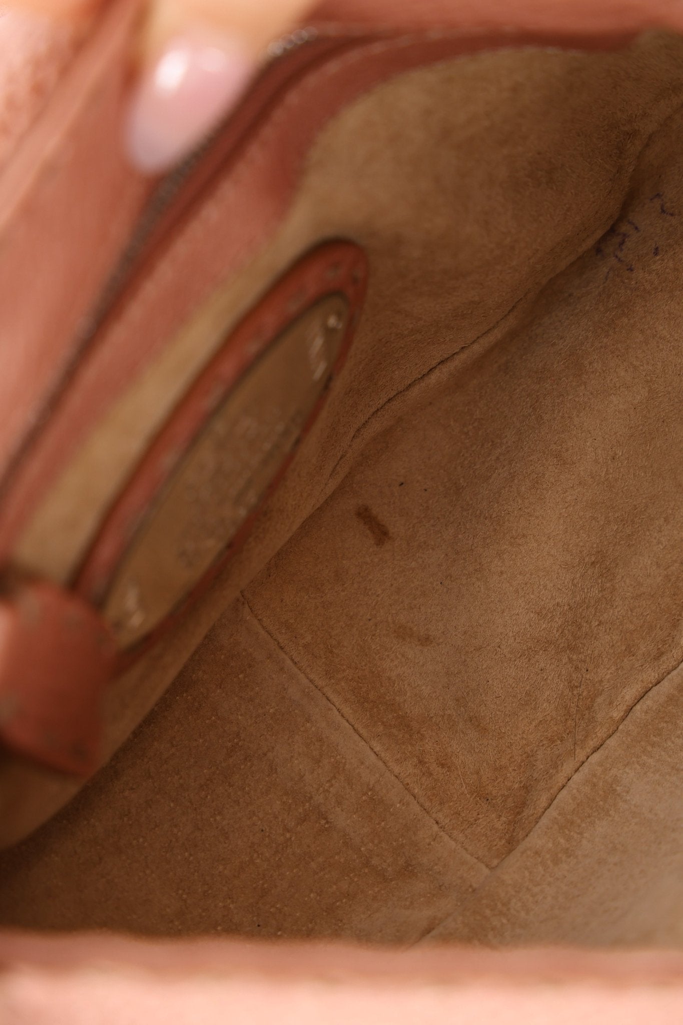 Fendi Rose Gold Selleria Emblem Shoulder Bag - FashioNica