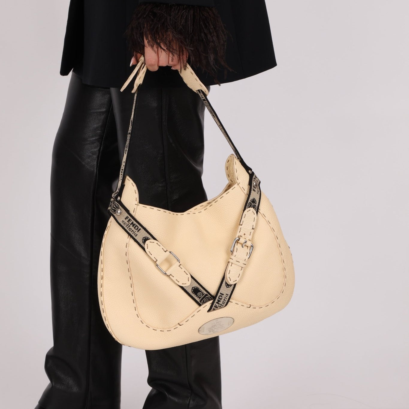 Fendi Selleria Buckle Grained Leather Hobo - FashioNica