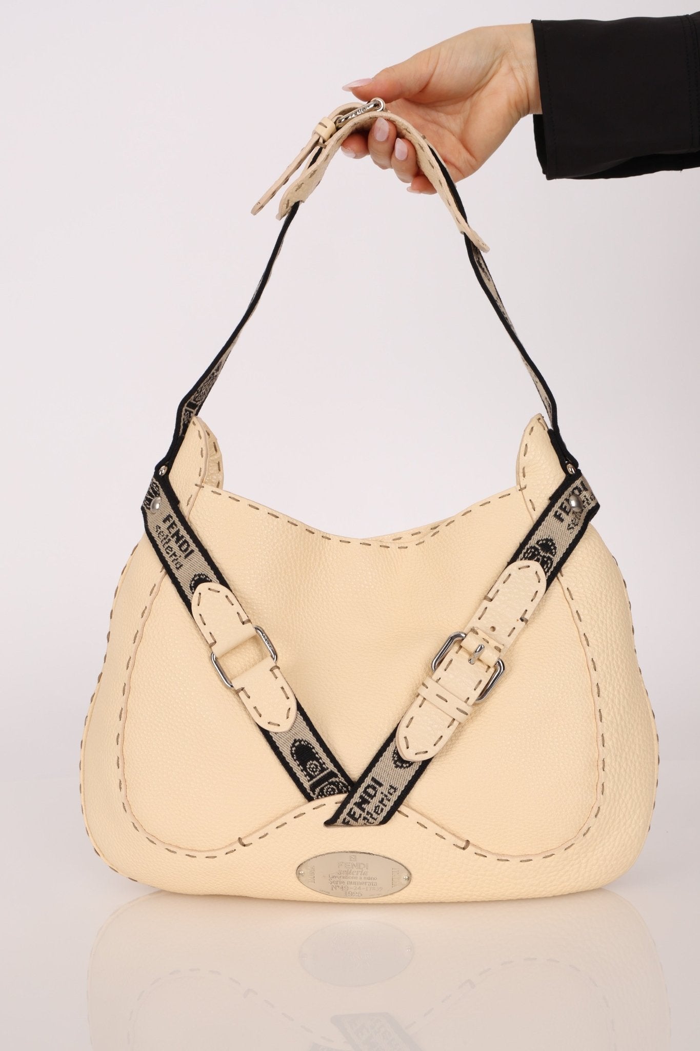 Fendi Selleria Buckle Grained Leather Hobo - FashioNica