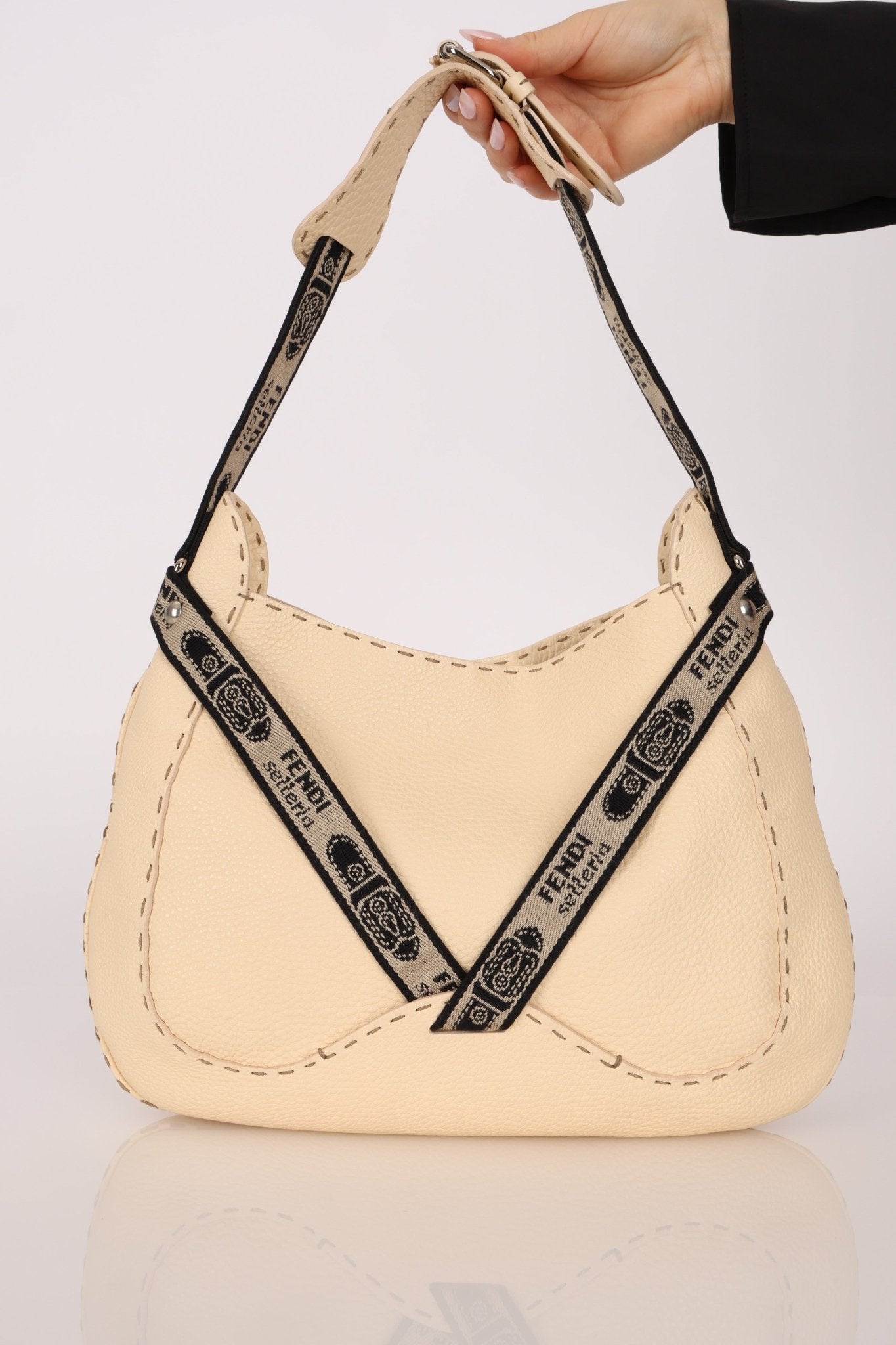 Fendi Selleria Buckle Grained Leather Hobo - FashioNica