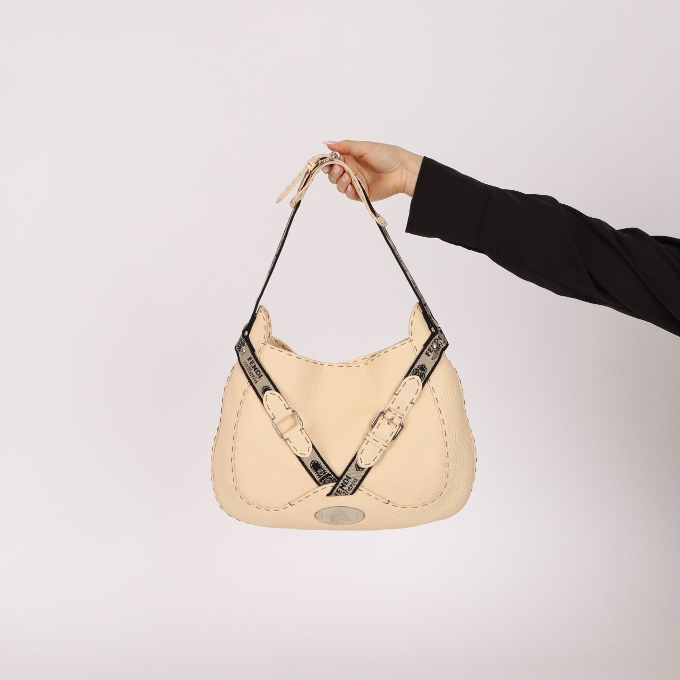 Fendi Selleria Buckle Grained Leather Hobo - FashioNica
