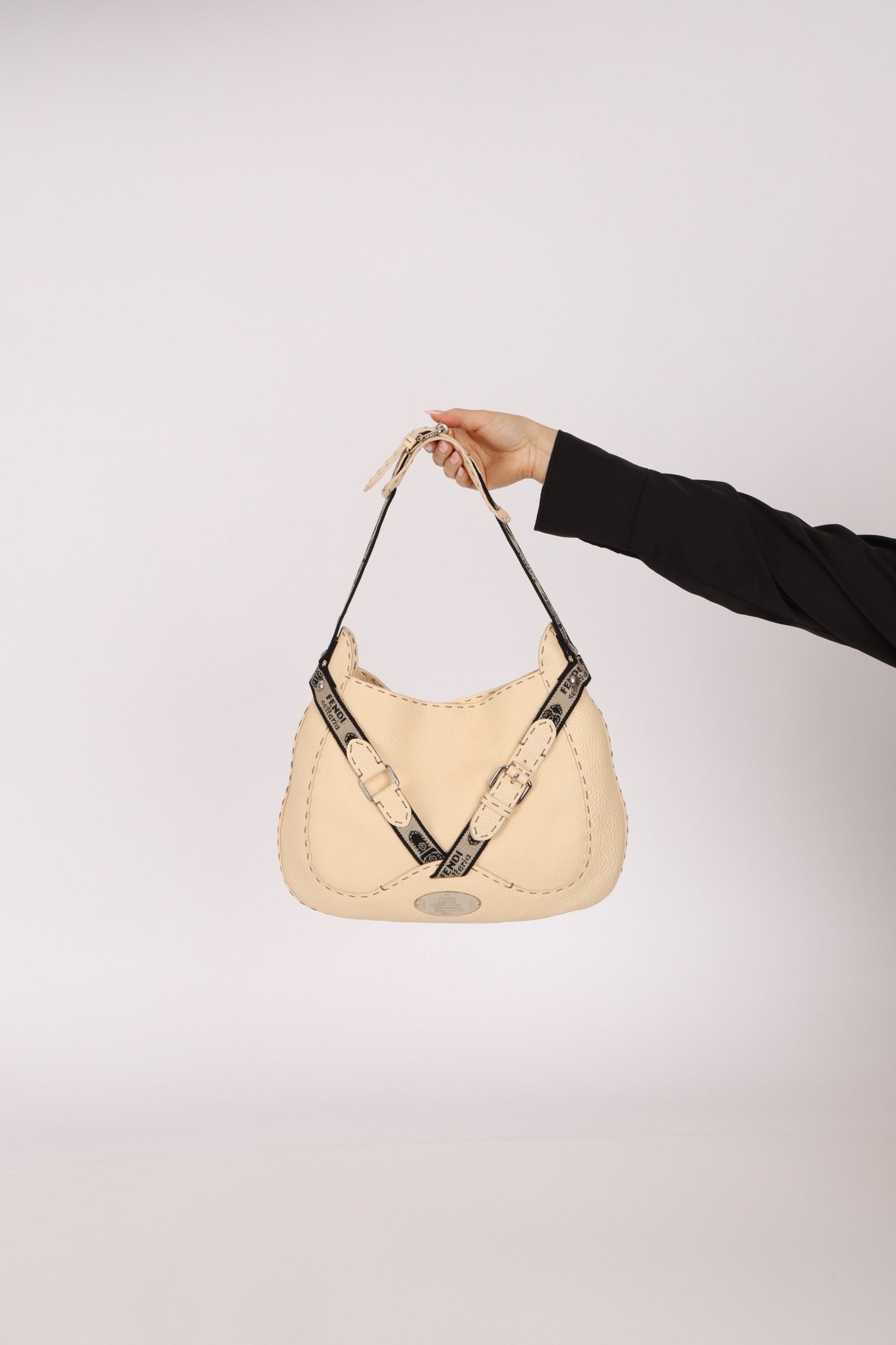 Fendi Selleria Buckle Grained Leather Hobo - FashioNica