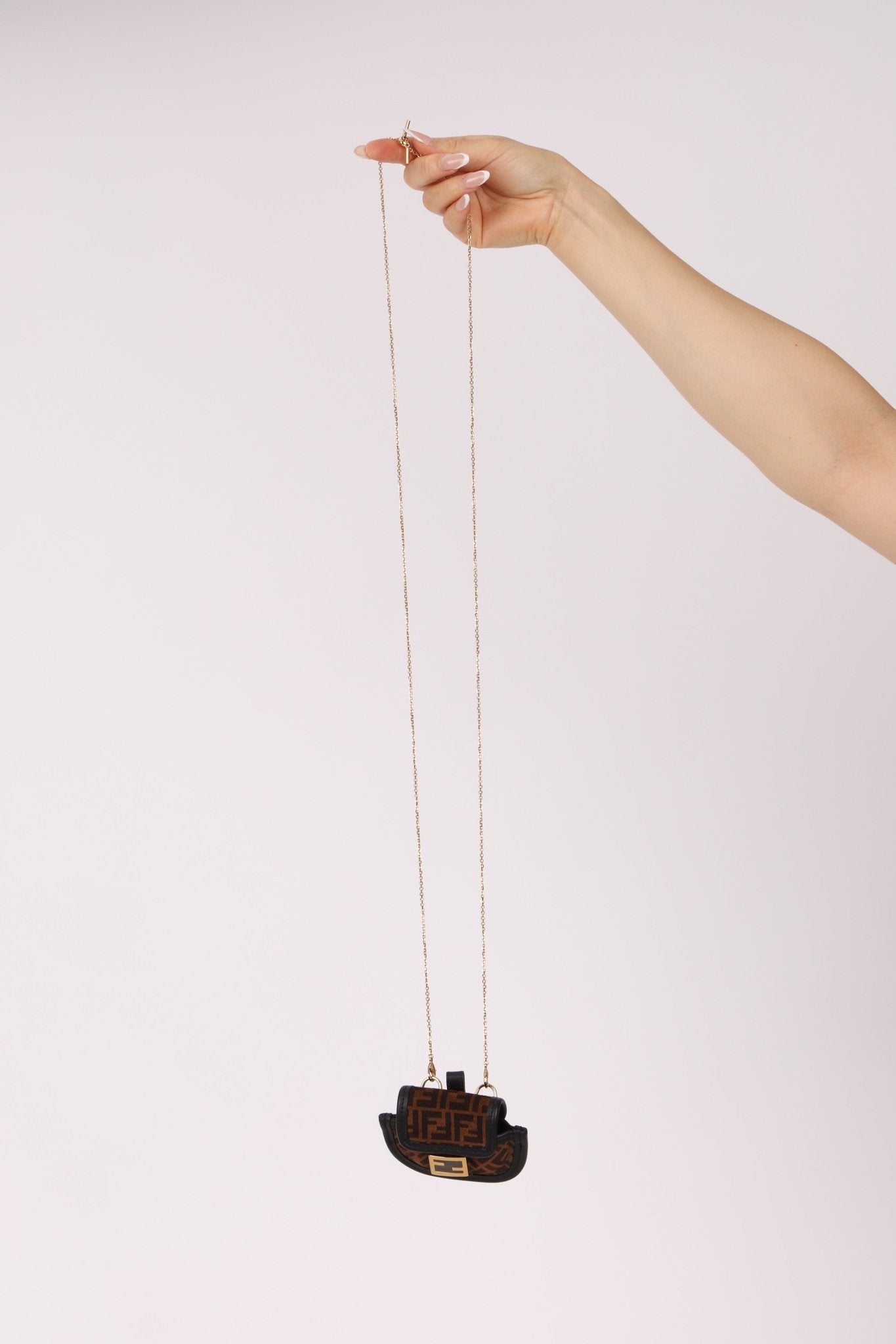 Fendi Zucca FF Airpods Pro Case - FashioNica