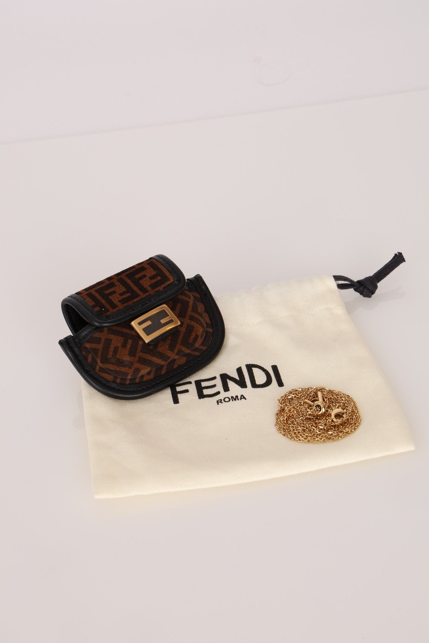 Fendi Zucca FF Airpods Pro Case - FashioNica