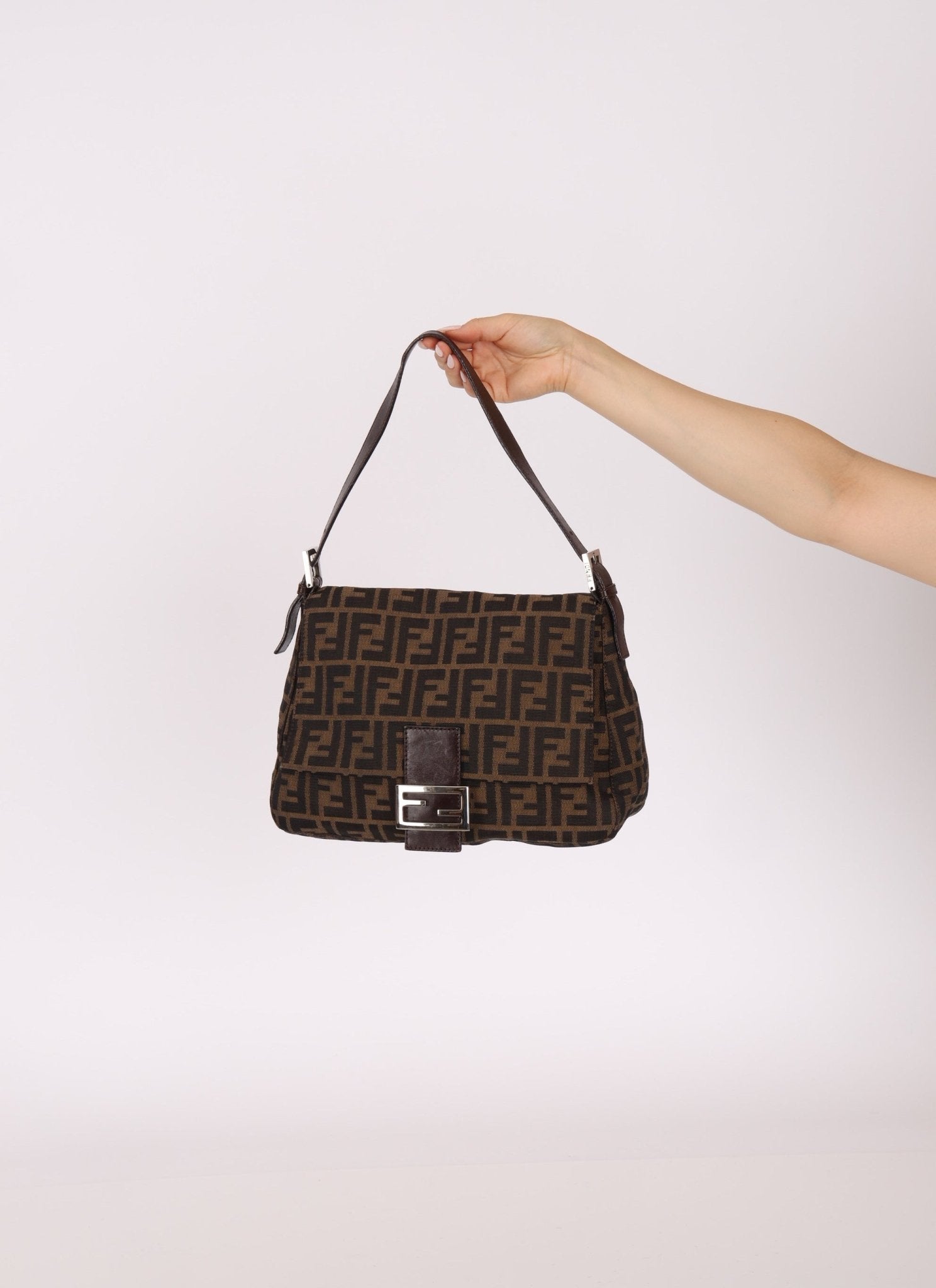 Fendi Zucca Mamma Baguette - FashioNica