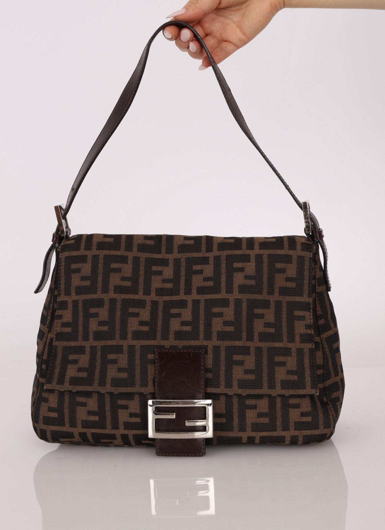 Fendi Zucca Mamma Baguette - FashioNica