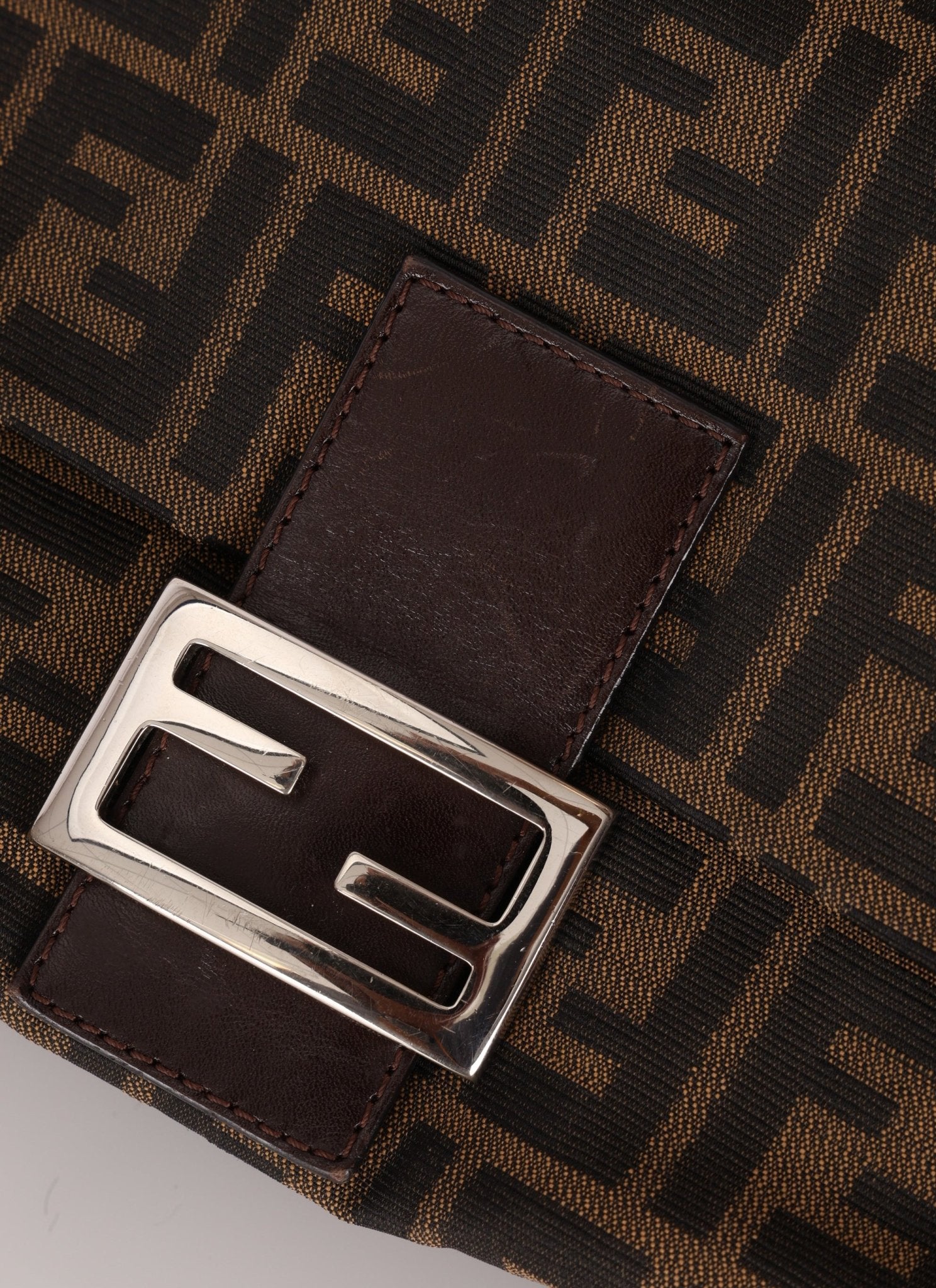 Fendi Zucca Mamma Baguette - FashioNica