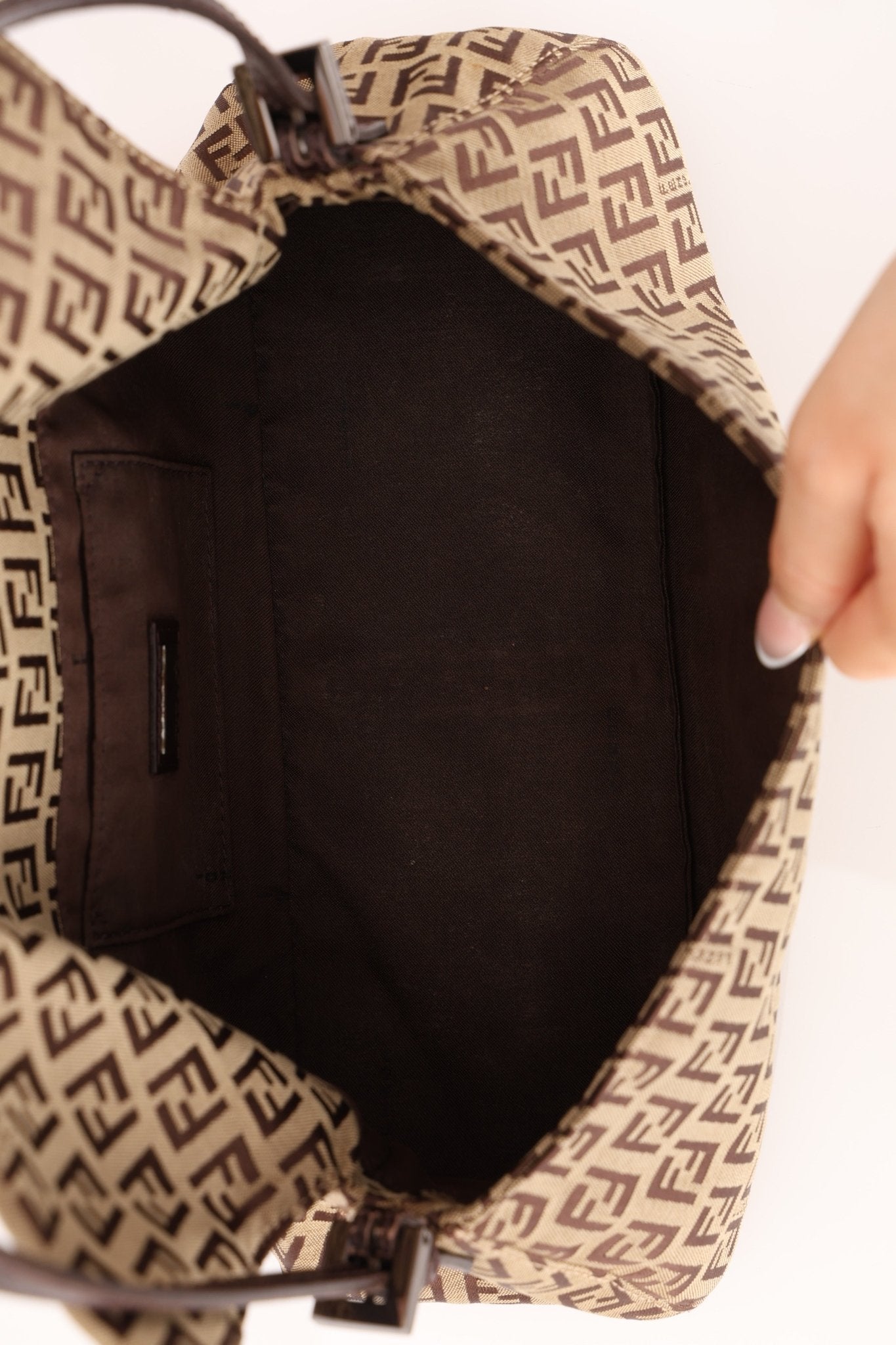 Fendi Zucchino East West Mamma Baguette - FashioNica