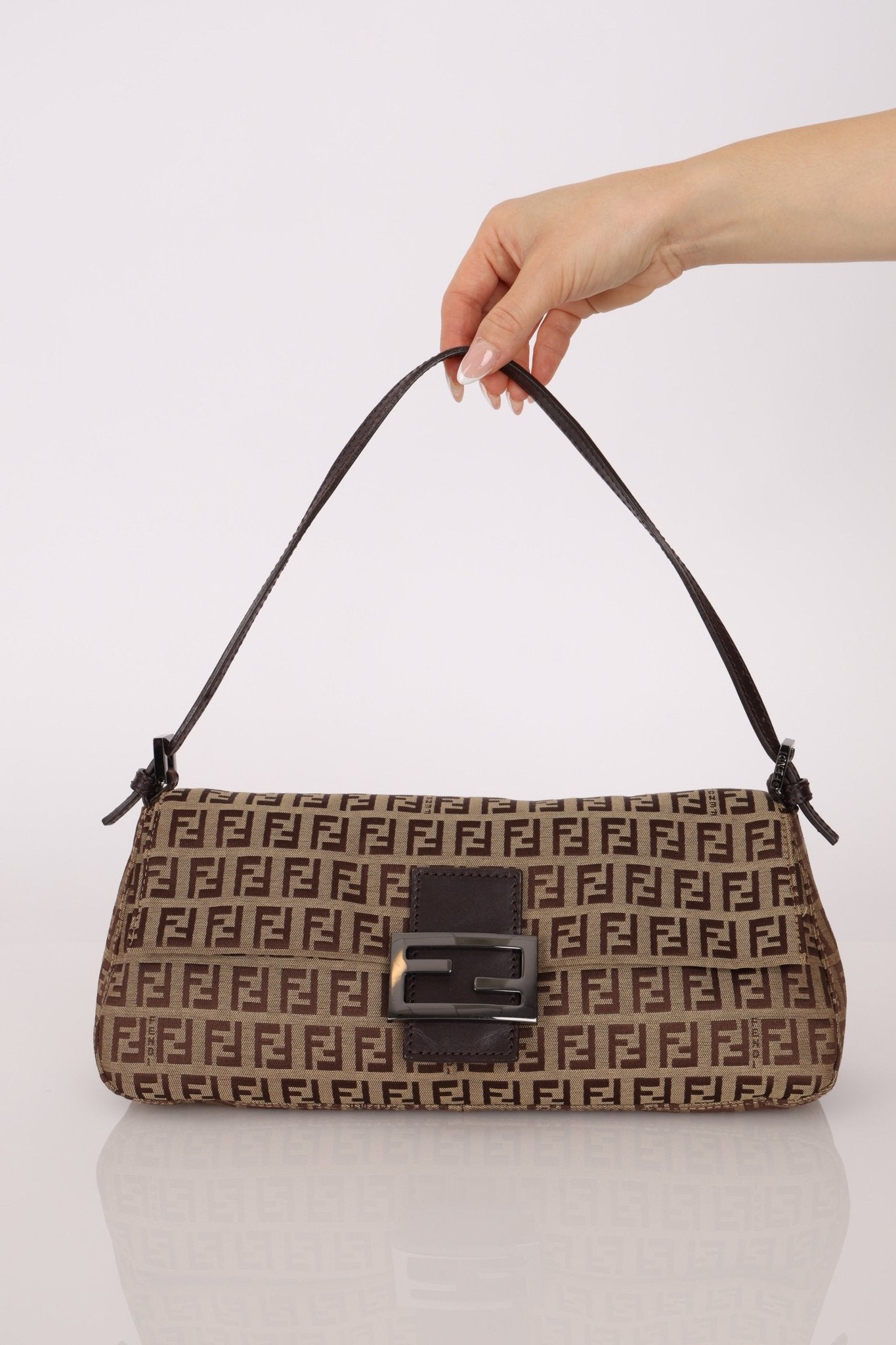 Fendi Zucchino East West Mamma Baguette - FashioNica