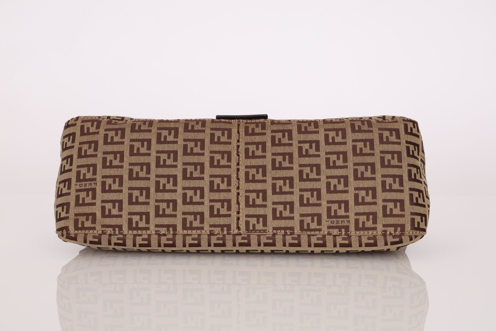 Fendi Zucchino East West Mamma Baguette - FashioNica