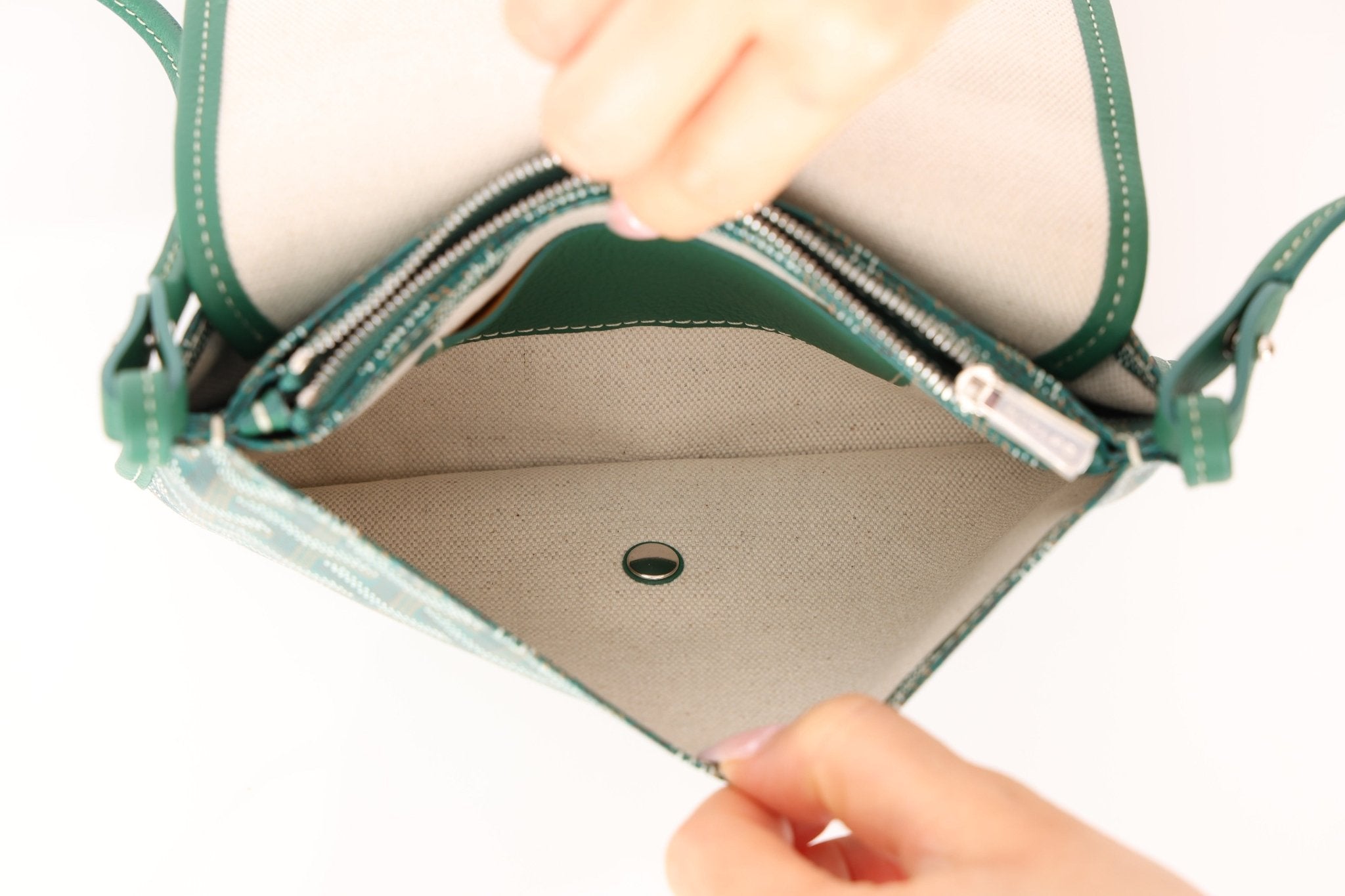 Goyard Goyardine Heart Plumet Pocket Wallet Clutch - FashioNica