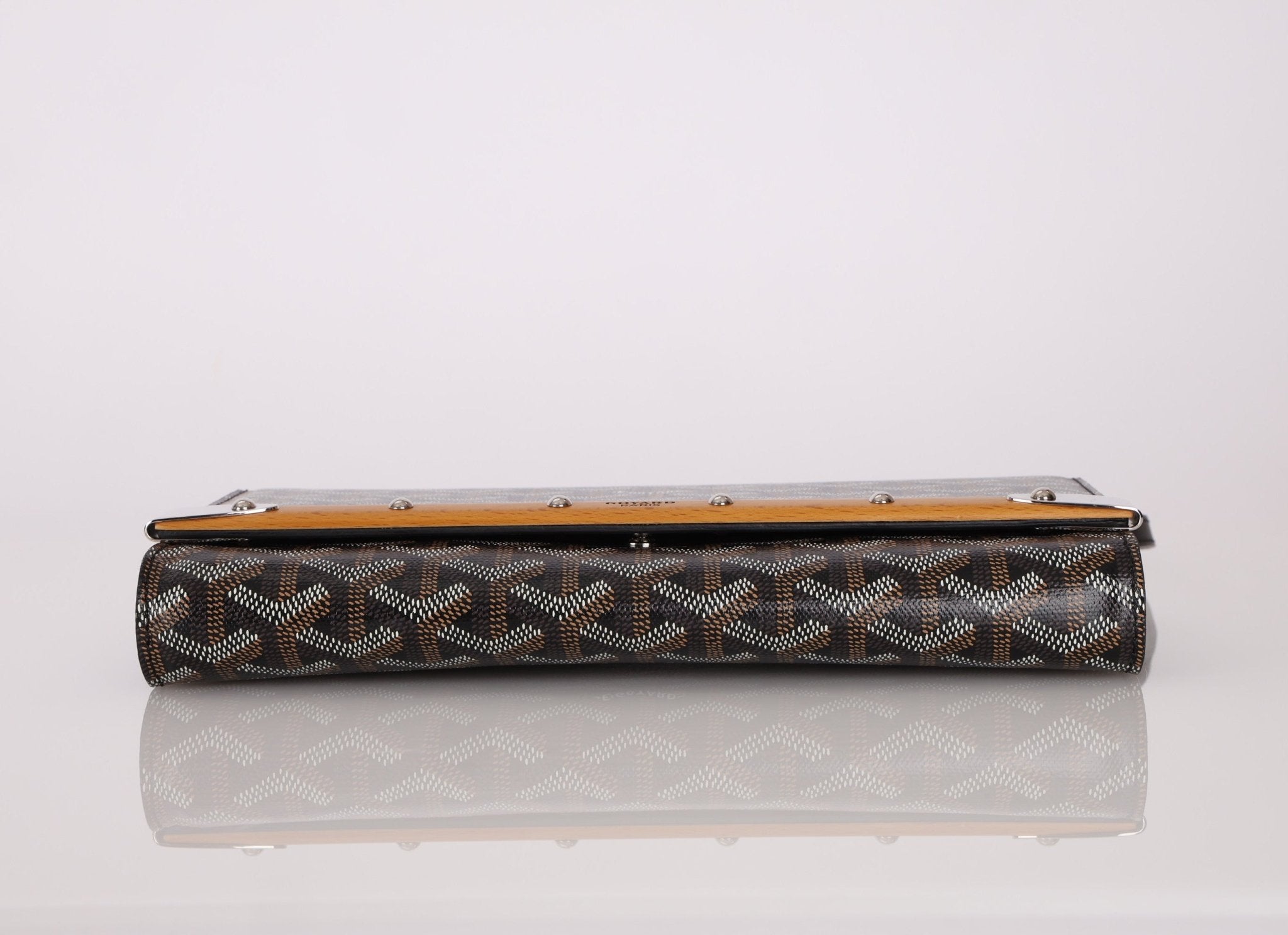 Goyard Monte Carlo Clutch MM with Strap - FashioNica