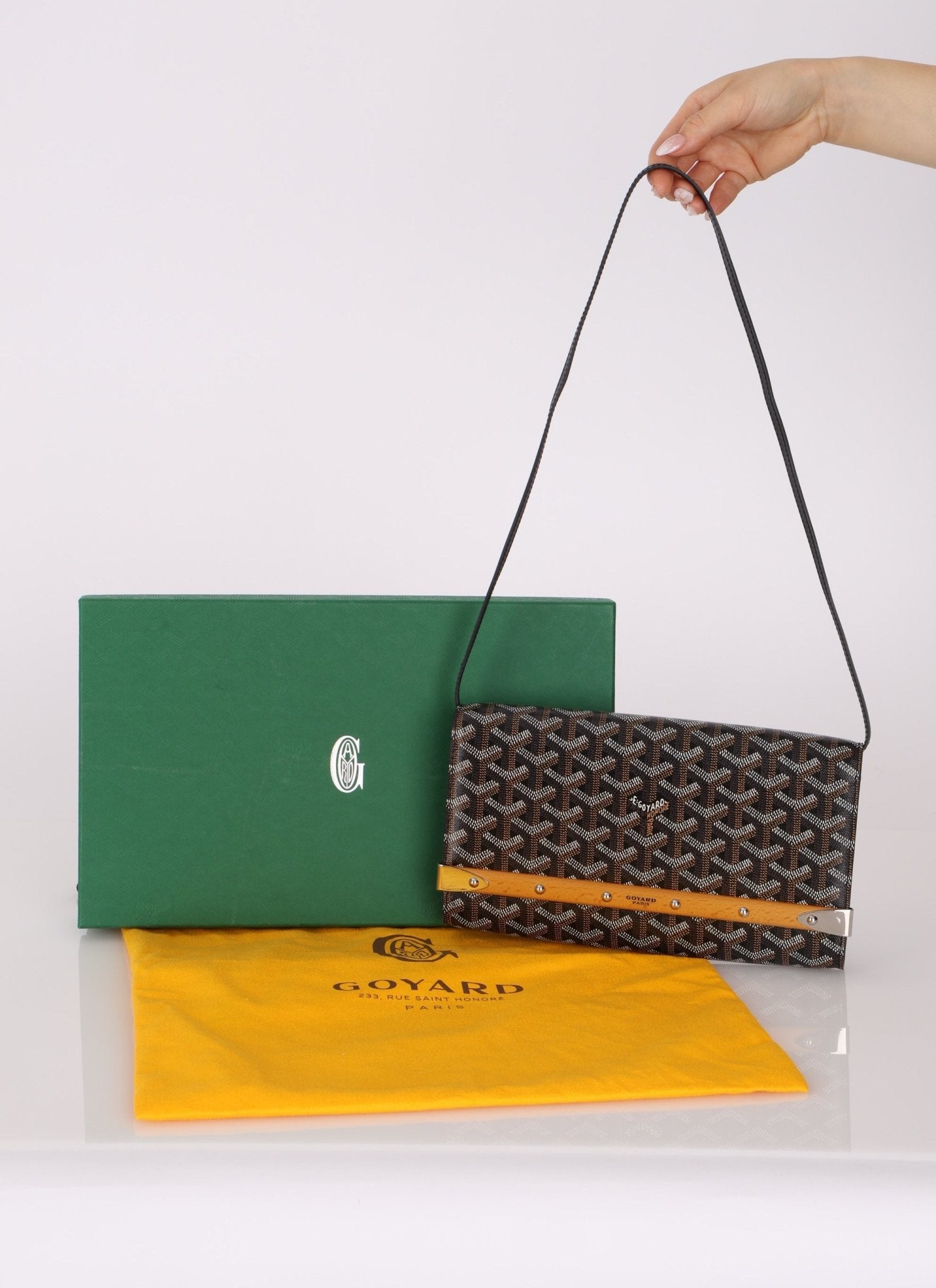 Goyard Monte Carlo Clutch MM with Strap - FashioNica