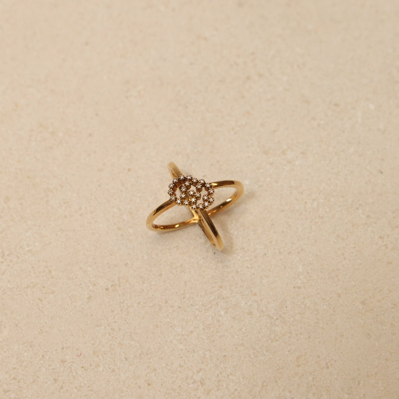 Gucci 18K YG Diamond GG Running Ring - FashioNica