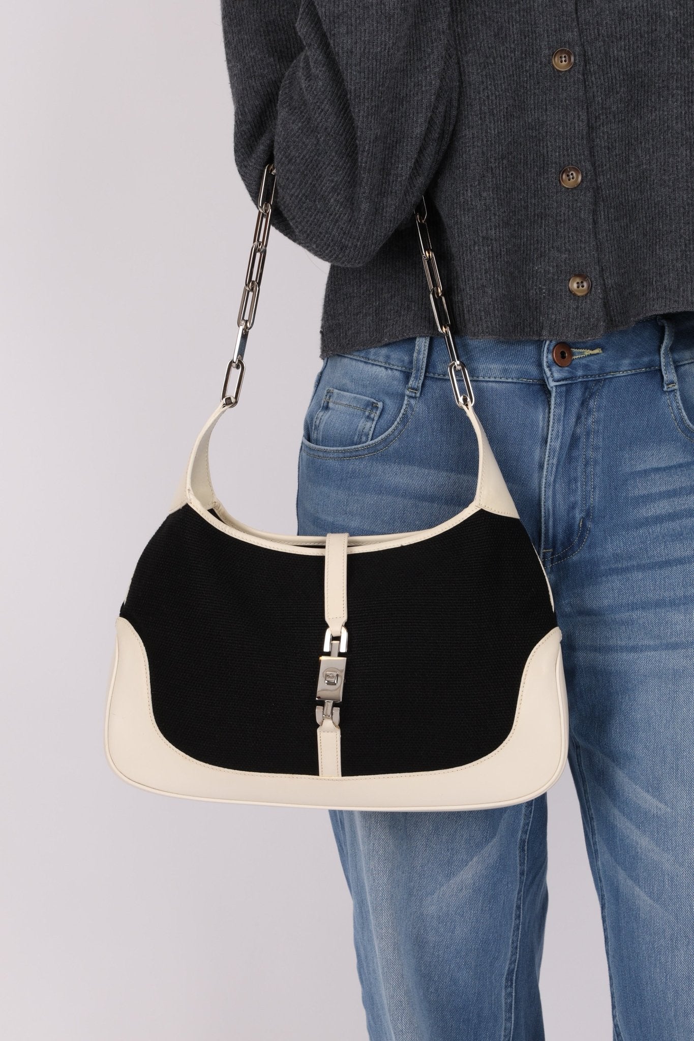 Gucci Canvas Paperclip Chain Jackie - FashioNica