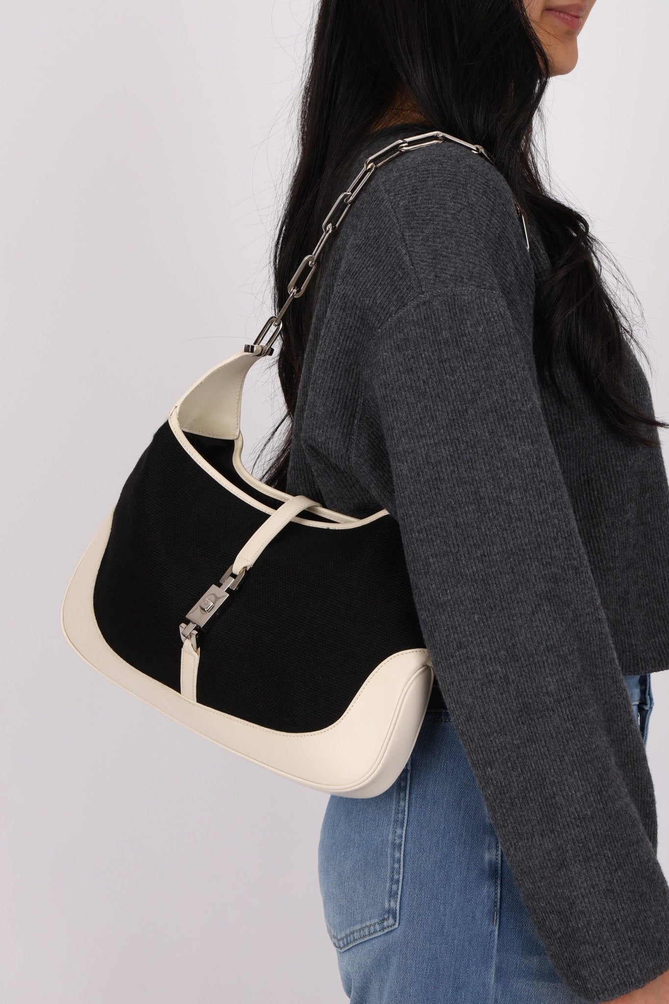 Gucci Canvas Paperclip Chain Jackie - FashioNica