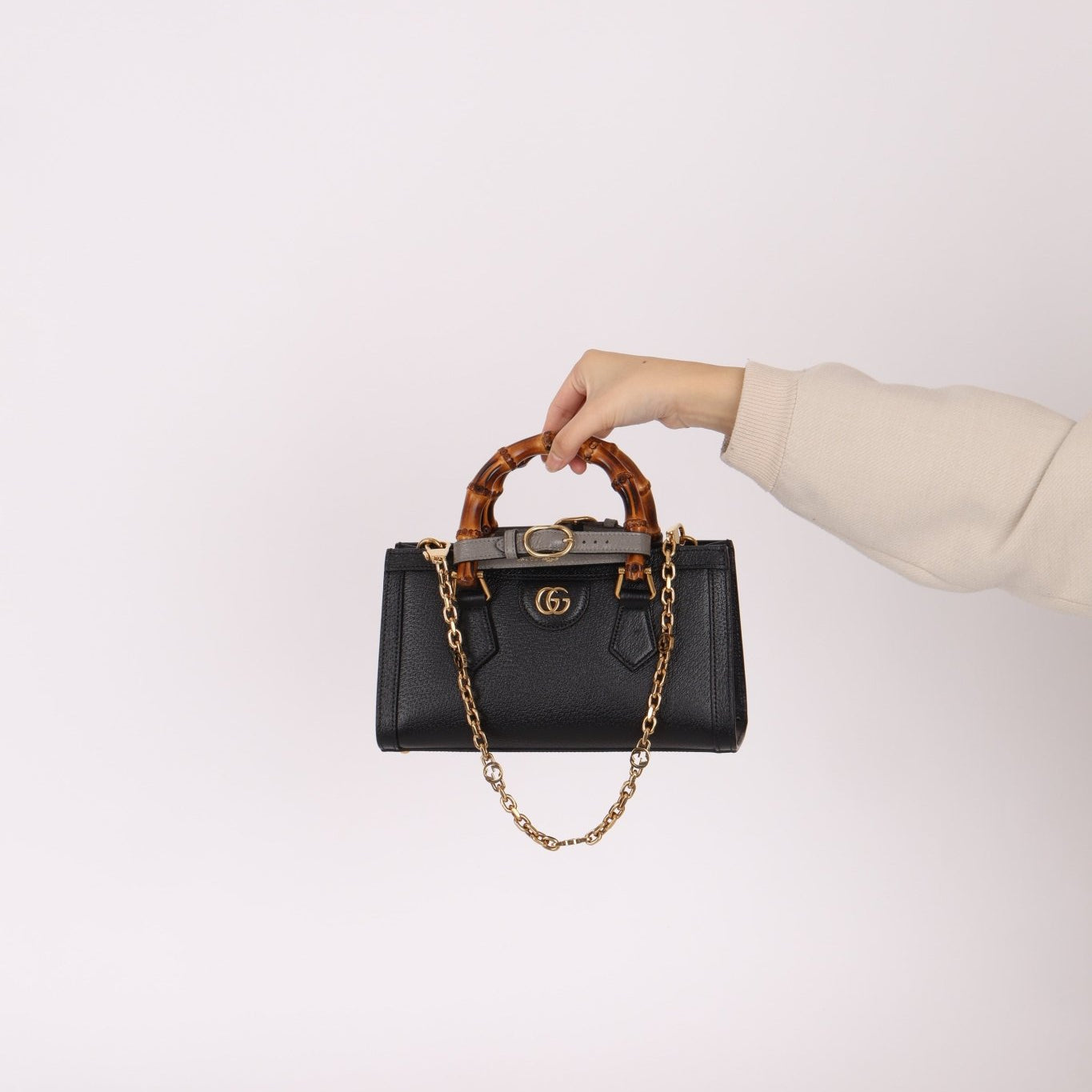 Gucci East West Bamboo Leather Diana - FashioNica