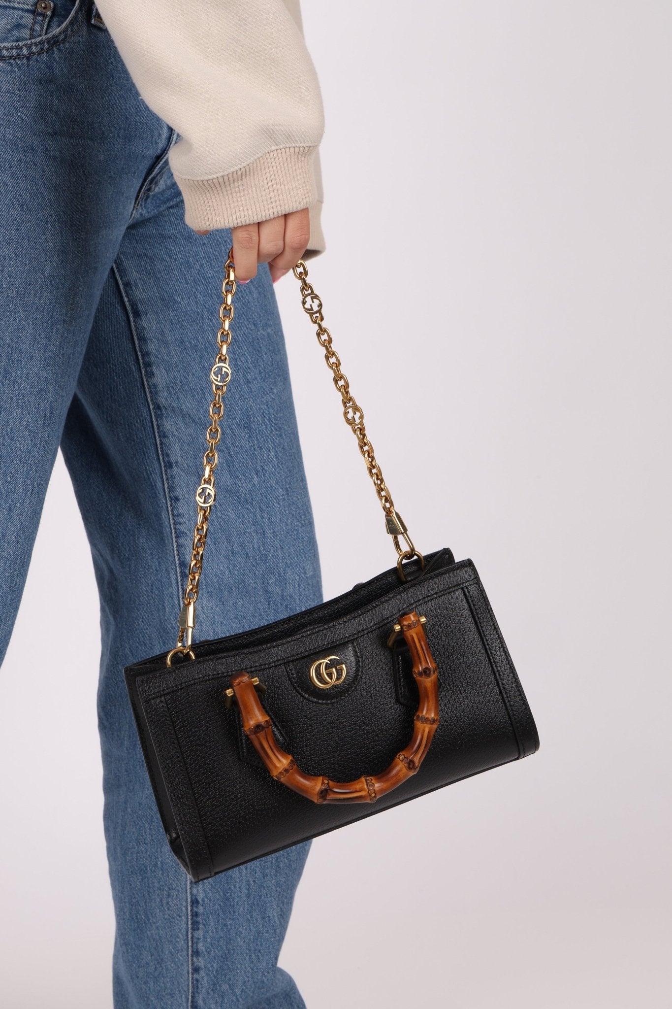 Gucci East West Bamboo Leather Diana - FashioNica