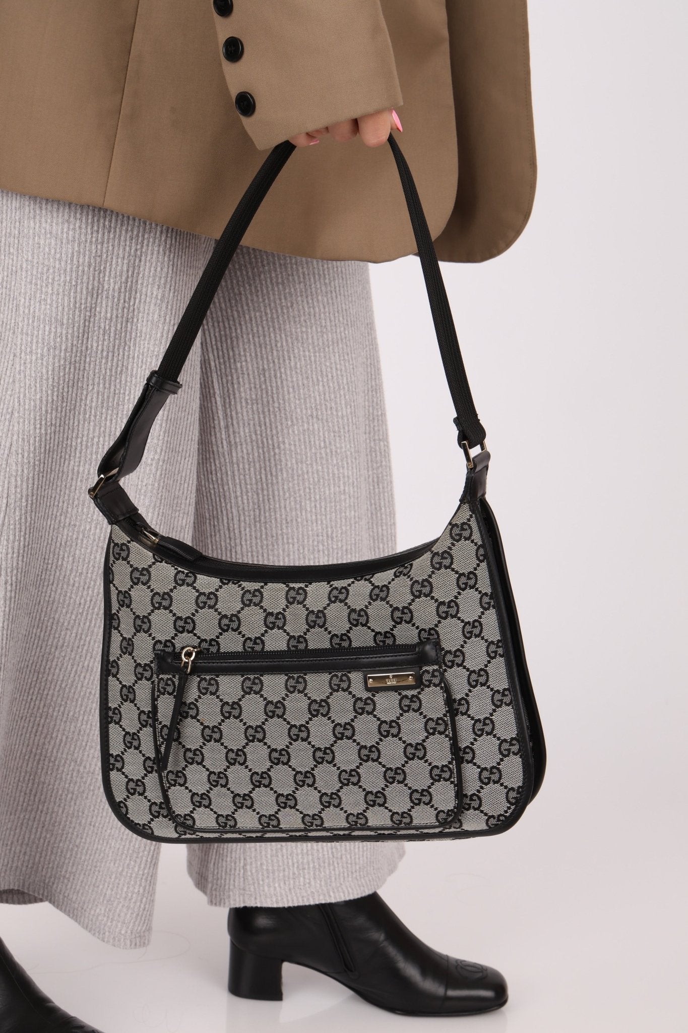 Gucci GG Canvas Front Pocket Shoulder Bag - FashioNica
