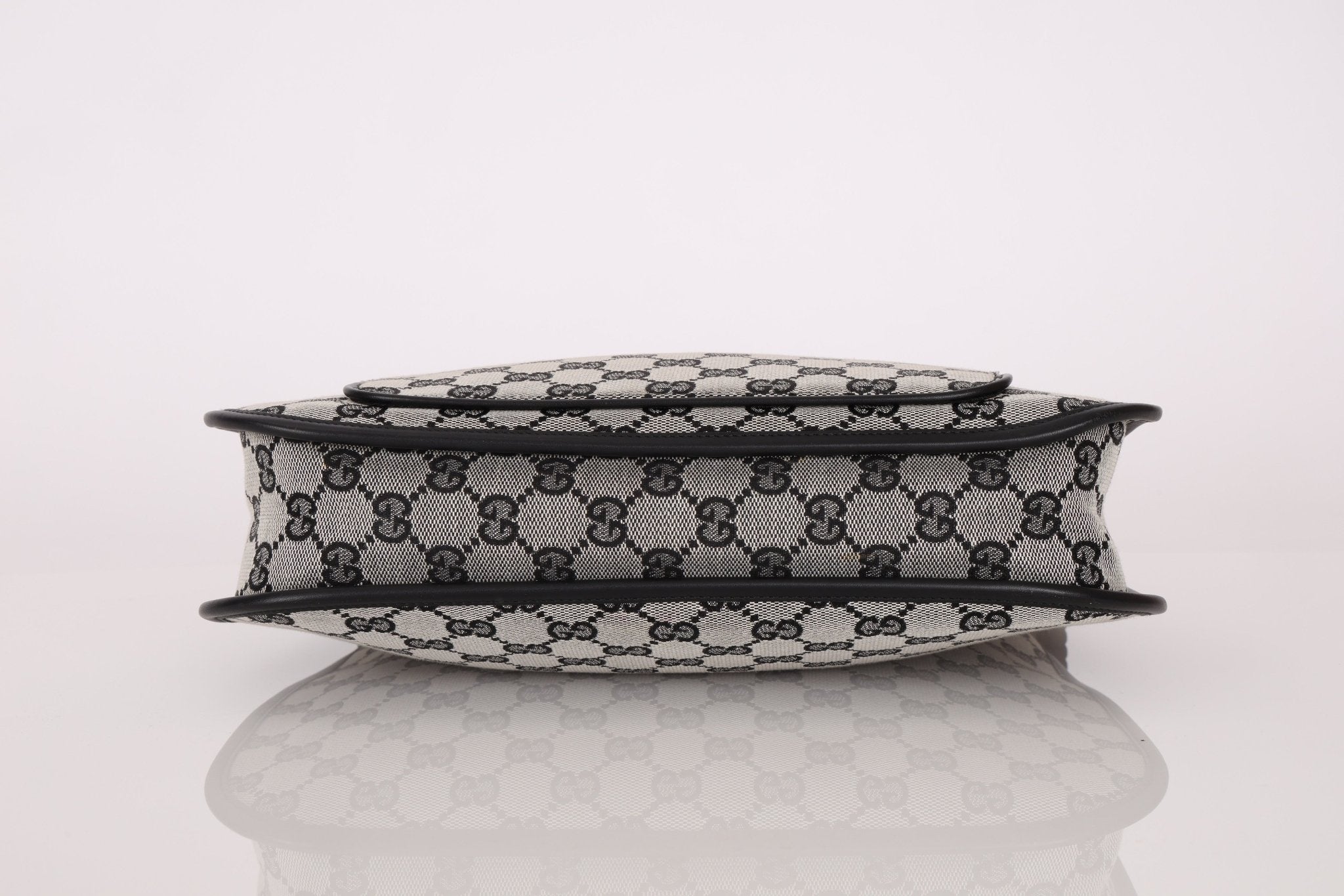 Gucci GG Canvas Front Pocket Shoulder Bag - FashioNica