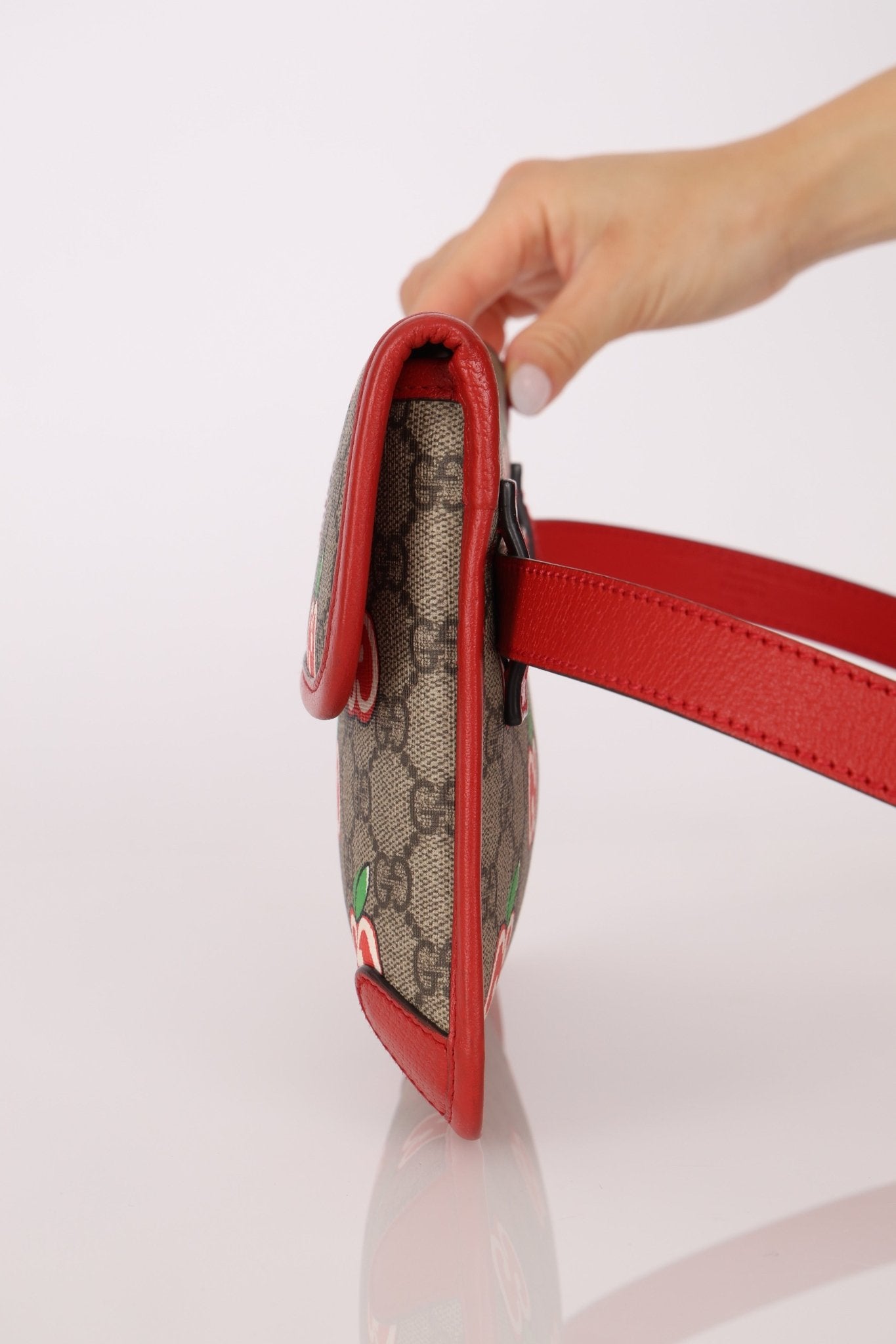 Gucci GG Supreme Apple Waist Bag - FashioNica