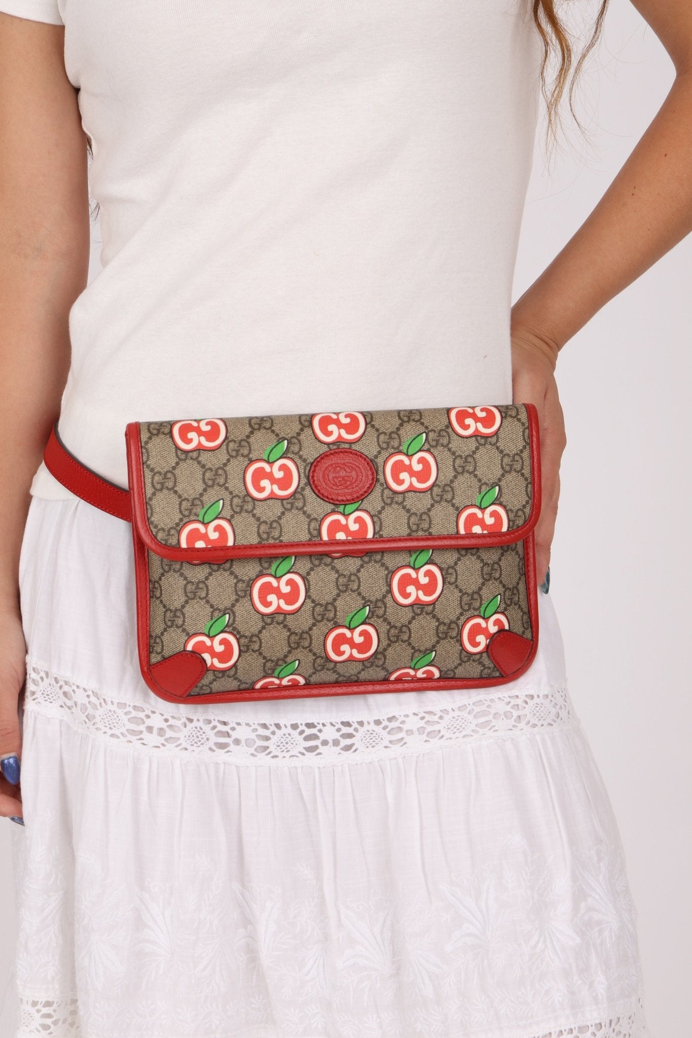 Gucci GG Supreme Apple Waist Bag - FashioNica