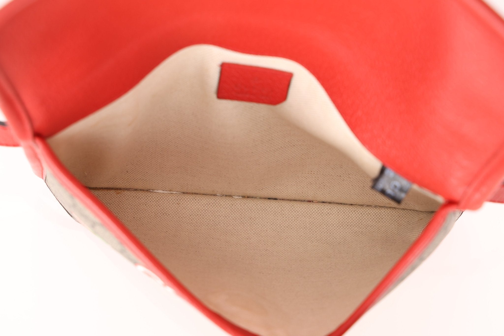 Gucci GG Supreme Apple Waist Bag - FashioNica