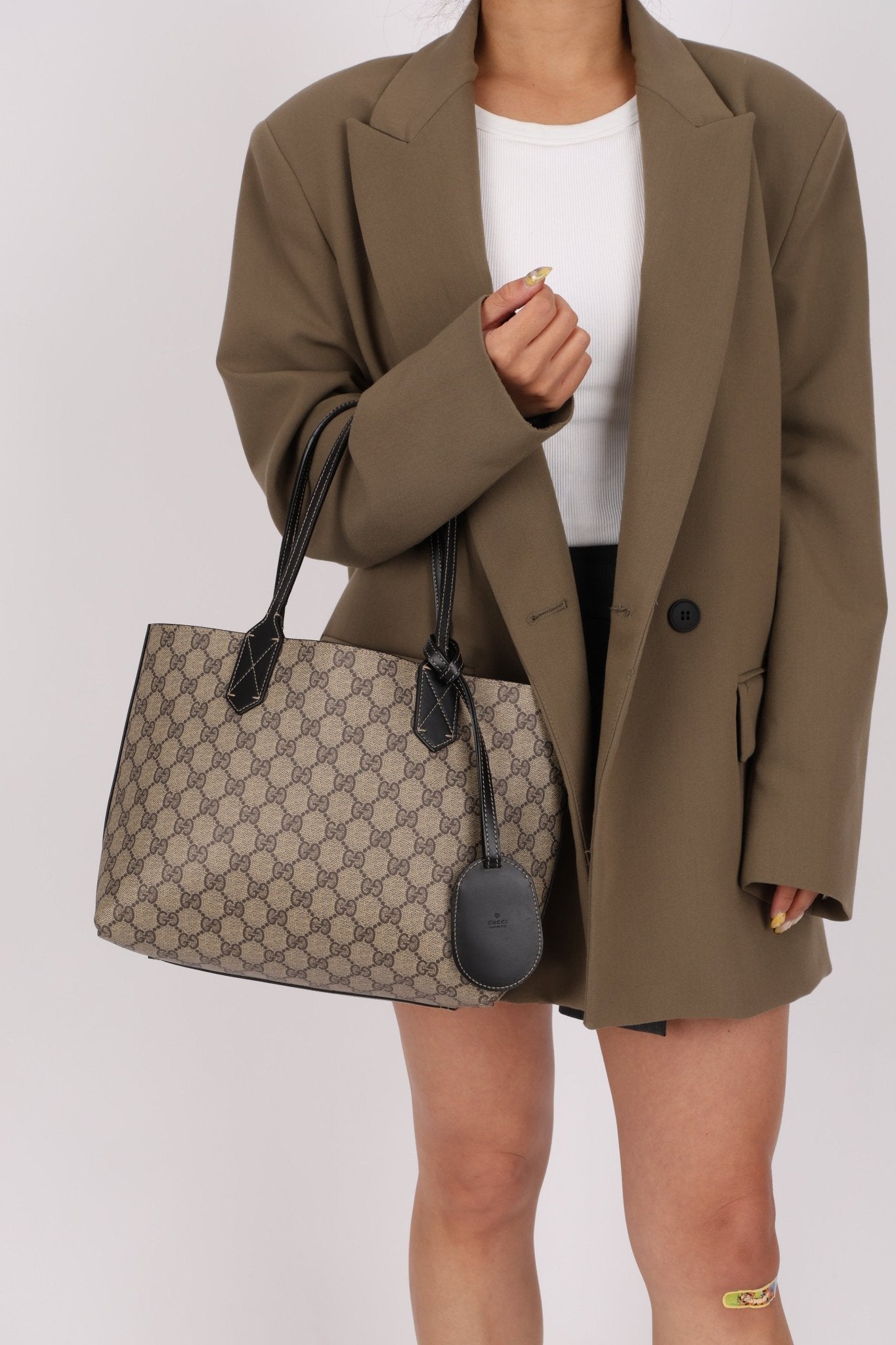 Gucci GG Supreme Reversible Tote - FashioNica