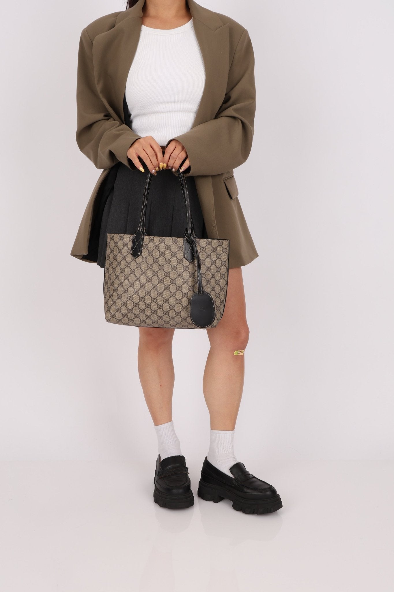 Gucci GG Supreme Reversible Tote - FashioNica