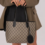 Gucci GG Supreme Reversible Tote - FashioNica