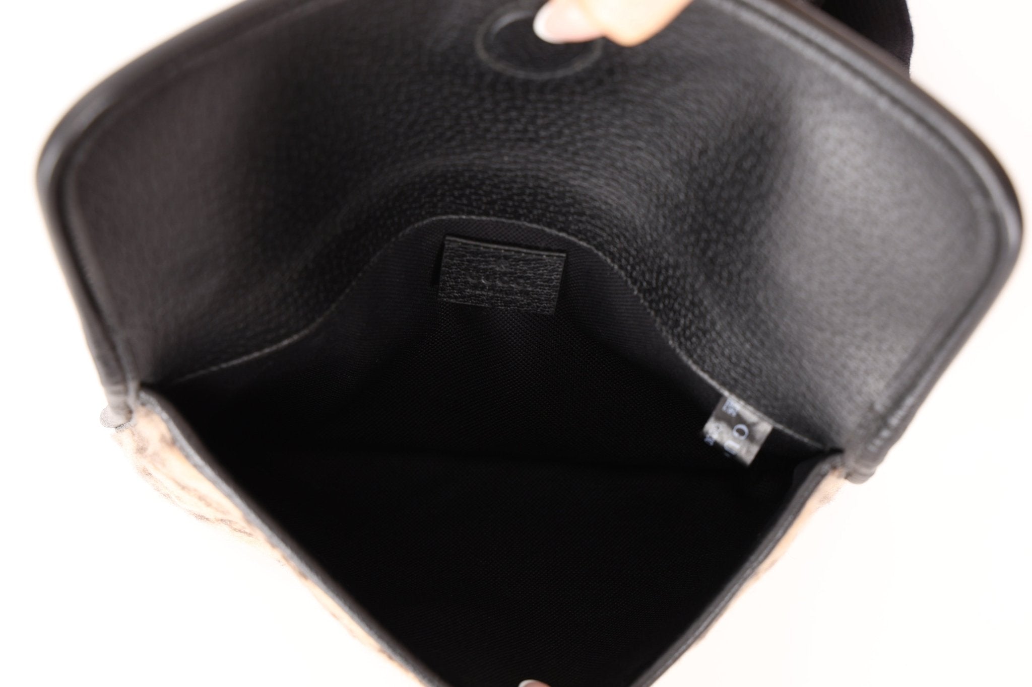 Gucci GG Wool Slim Bumbag - FashioNica