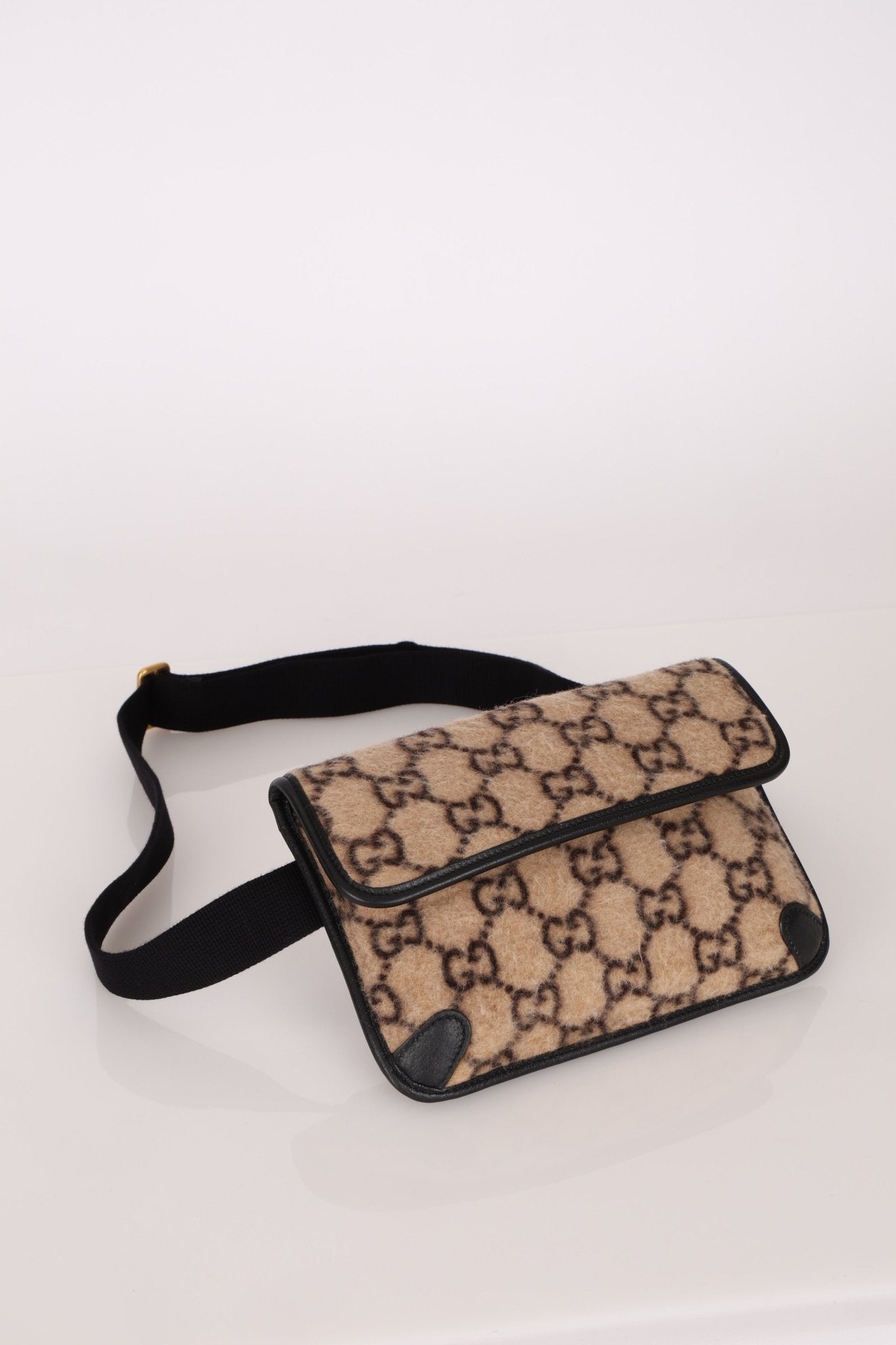 Gucci GG Wool Slim Bumbag - FashioNica