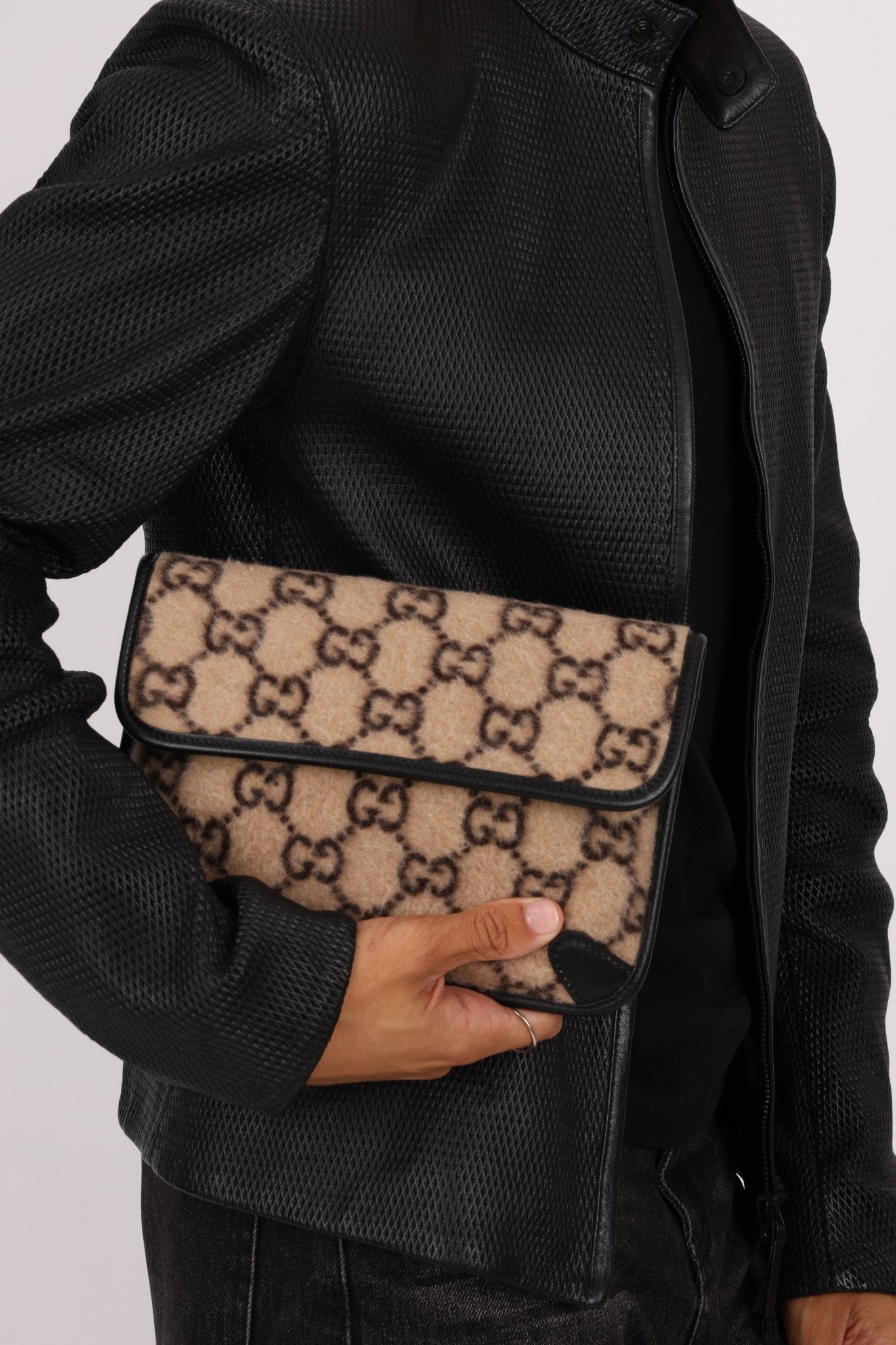 Gucci GG Wool Slim Bumbag - FashioNica