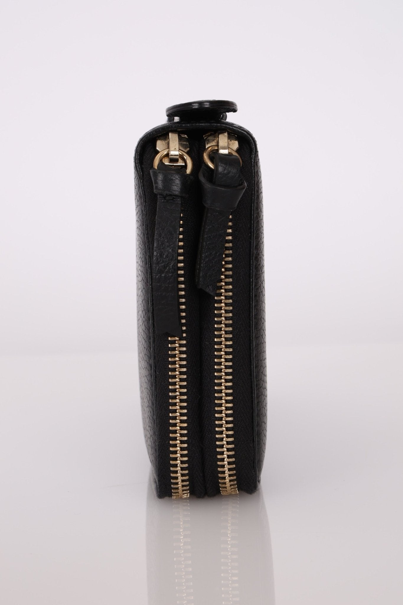 Gucci Leather Swing Bag - FashioNica