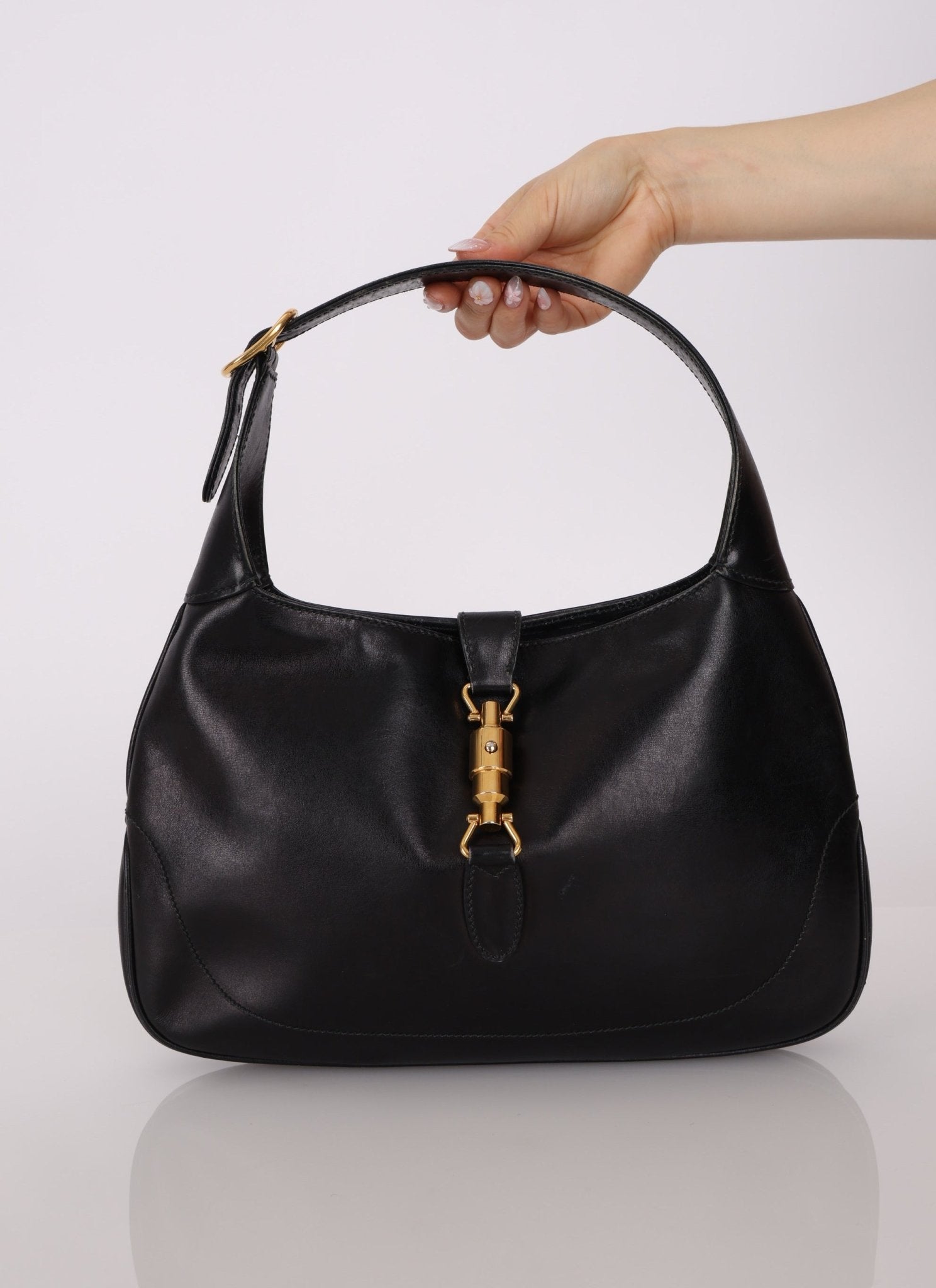 Gucci Medium Leather Jackie - FashioNica