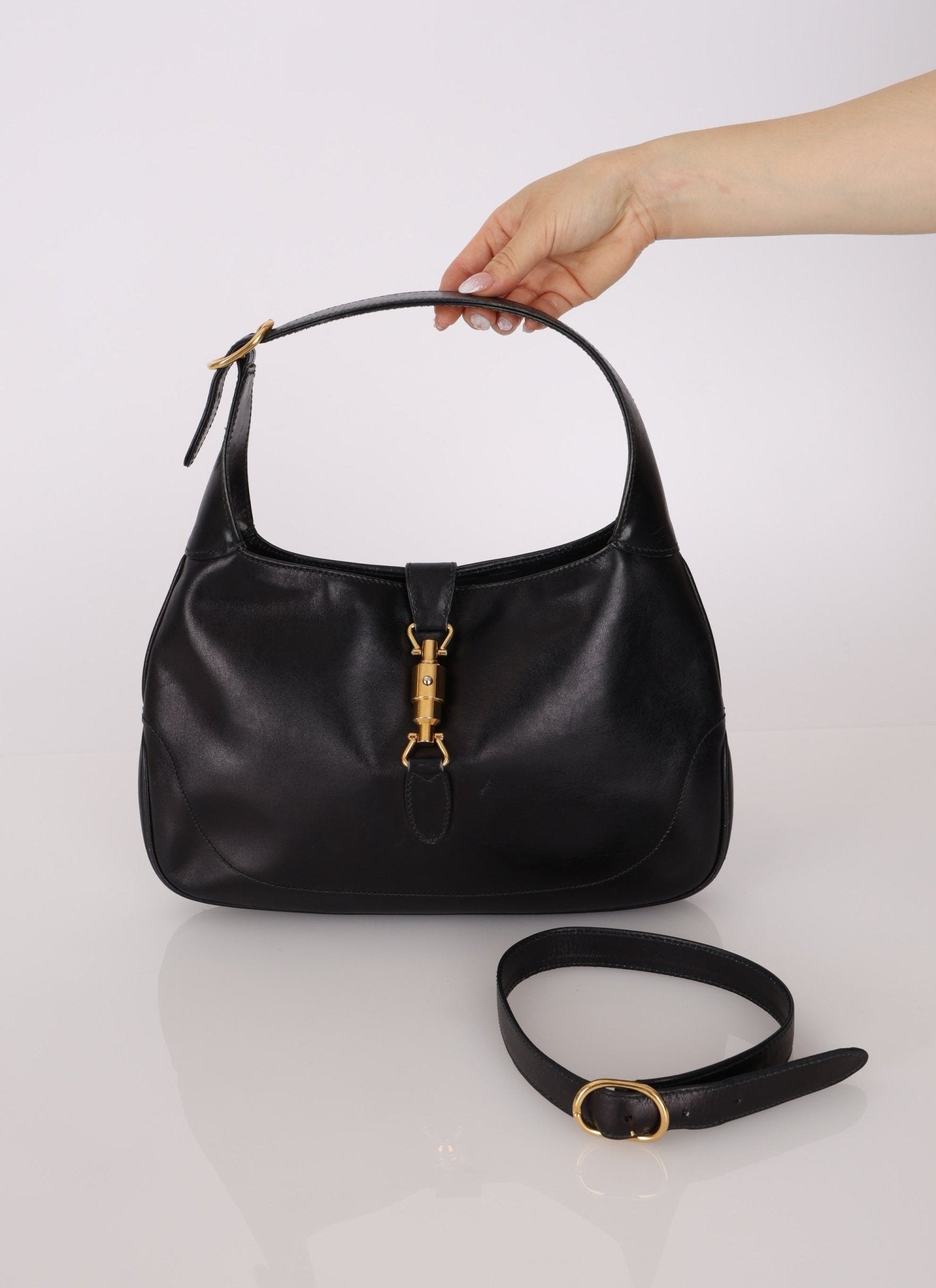 Gucci Medium Leather Jackie - FashioNica