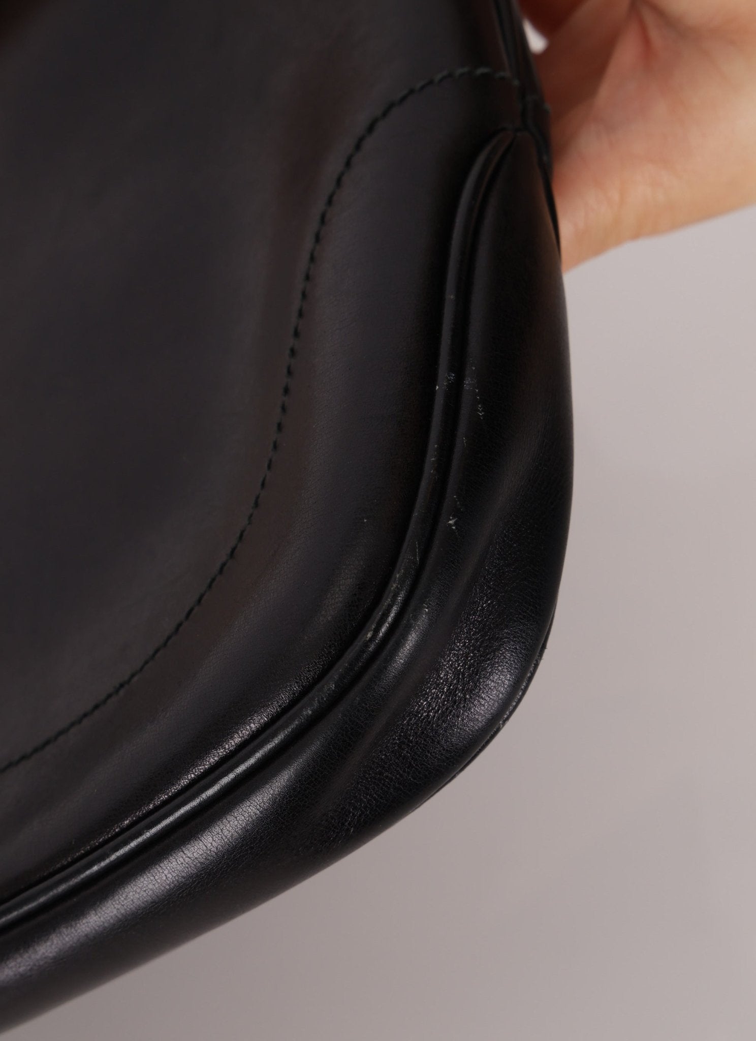 Gucci Medium Leather Jackie - FashioNica