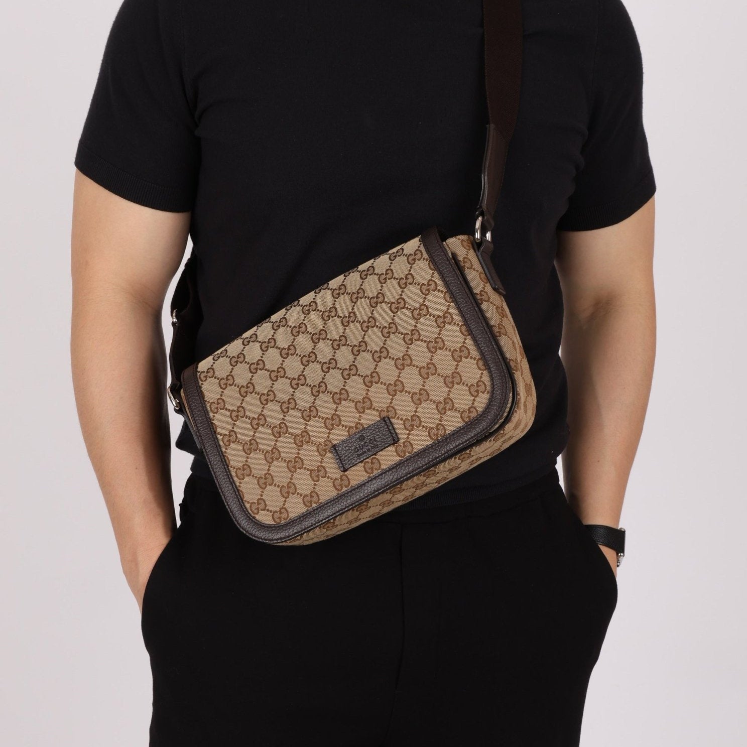 Gucci Monogram Messenger Bag - FashioNica