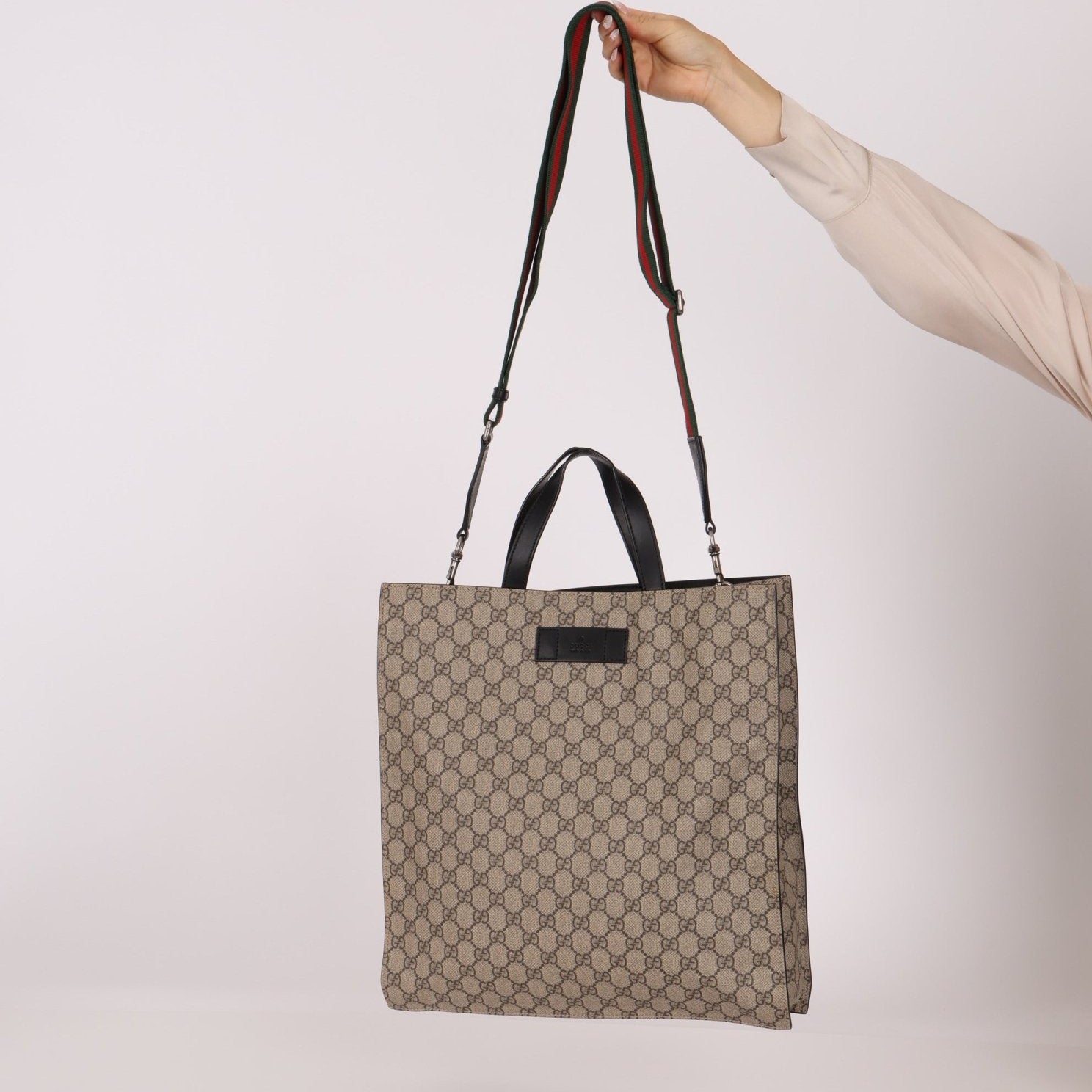 Gucci Monogram Supreme Canvas Tote Bag - FashioNica