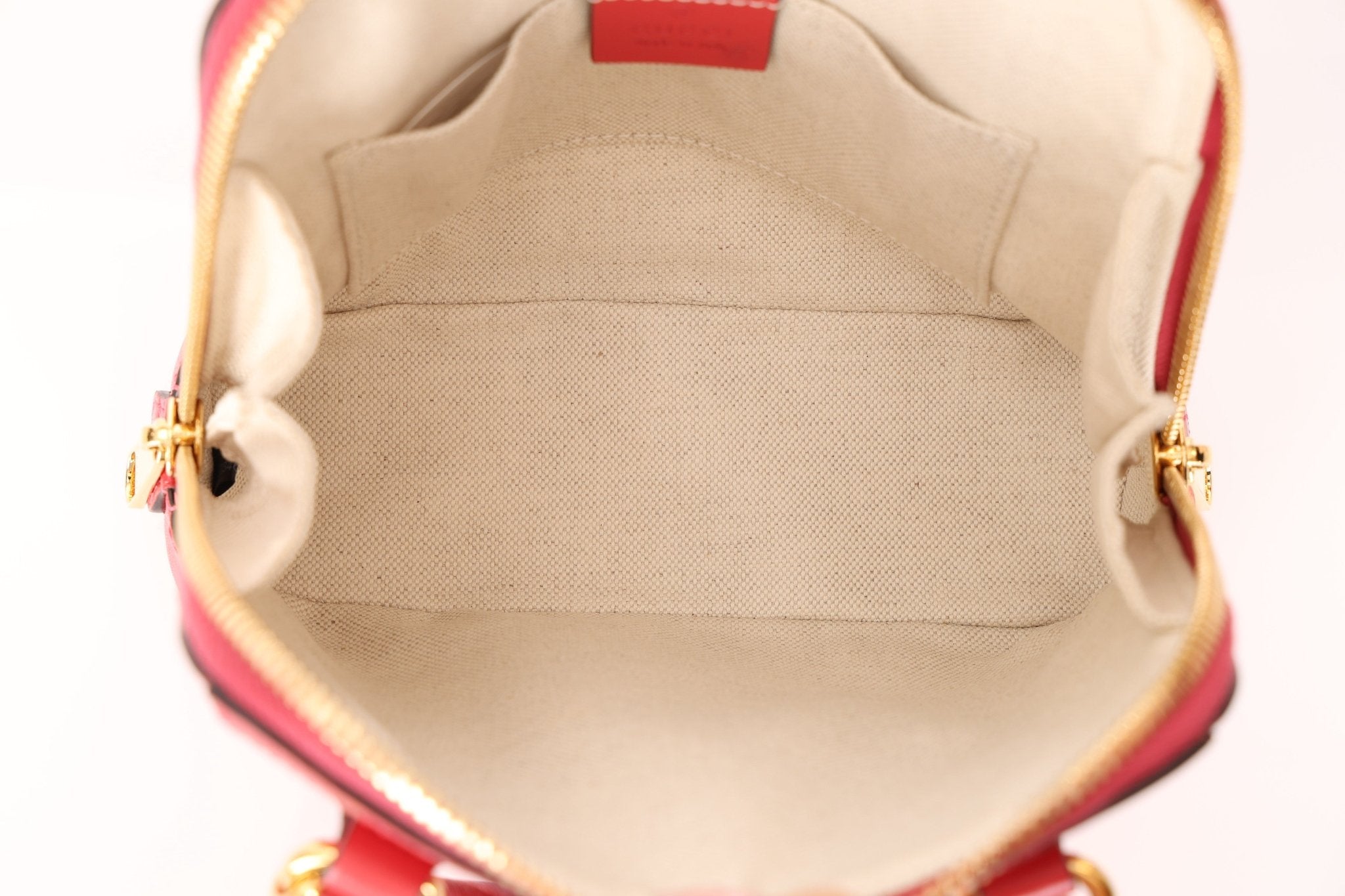 Gucci Red Horsebit Raffia 1955 Top Handle Bag - FashioNica