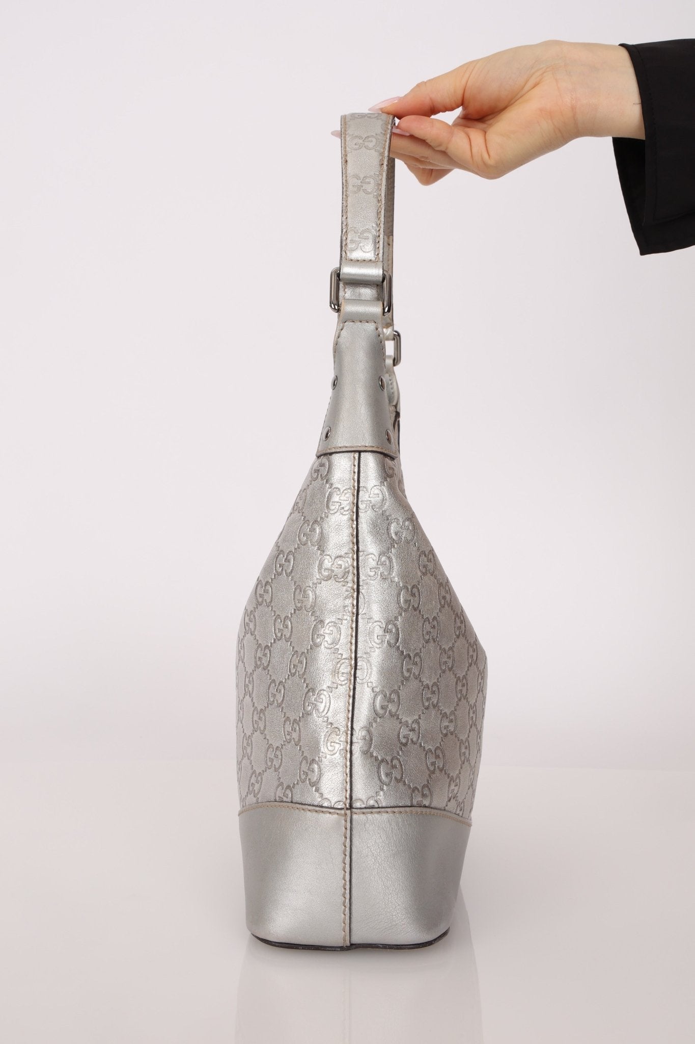 Gucci Silver Leather Guccissima Shoulder Hobo - FashioNica