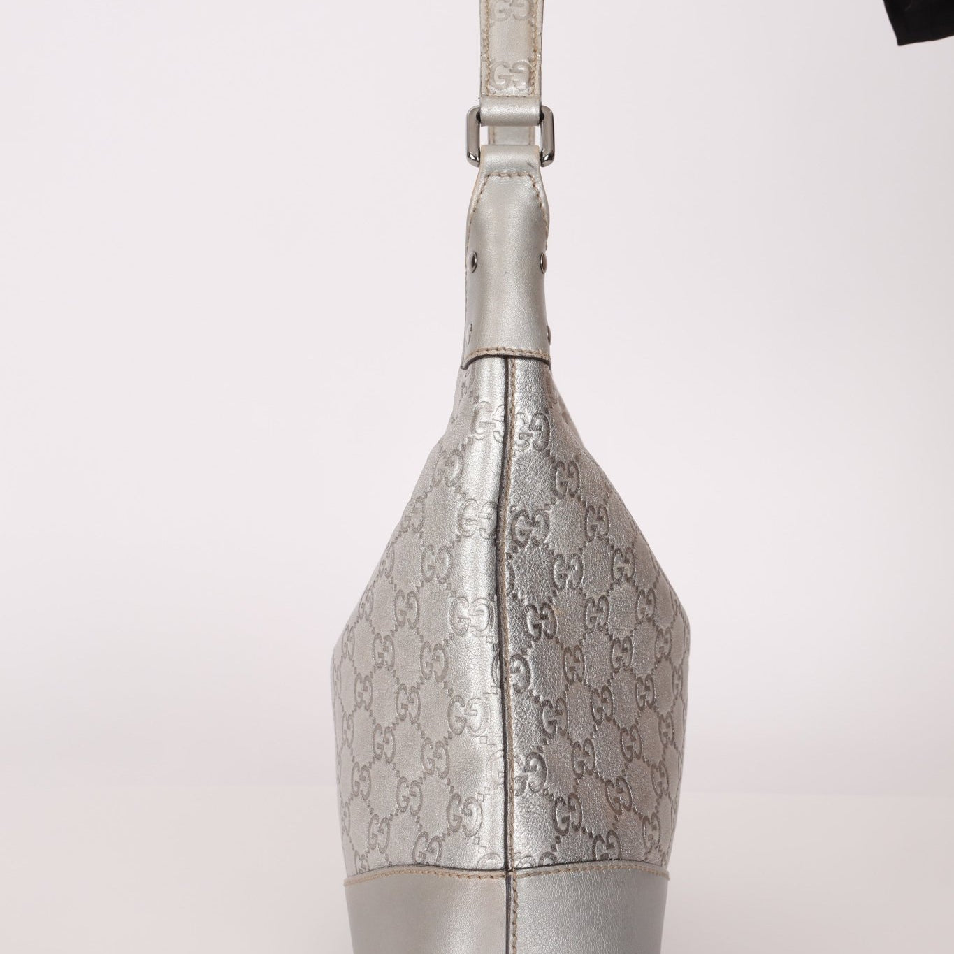 Gucci Silver Leather Guccissima Shoulder Hobo - FashioNica