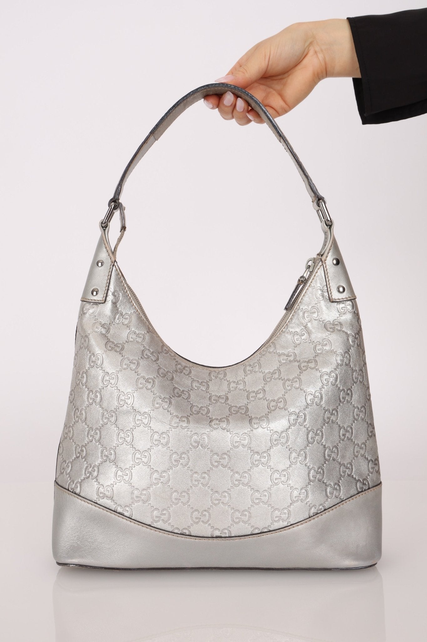 Gucci Silver Leather Guccissima Shoulder Hobo - FashioNica
