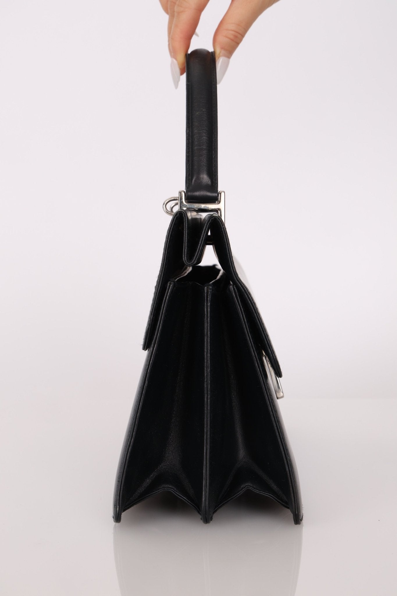 Gucci Square G Box East West Top Handle Bag - FashioNica