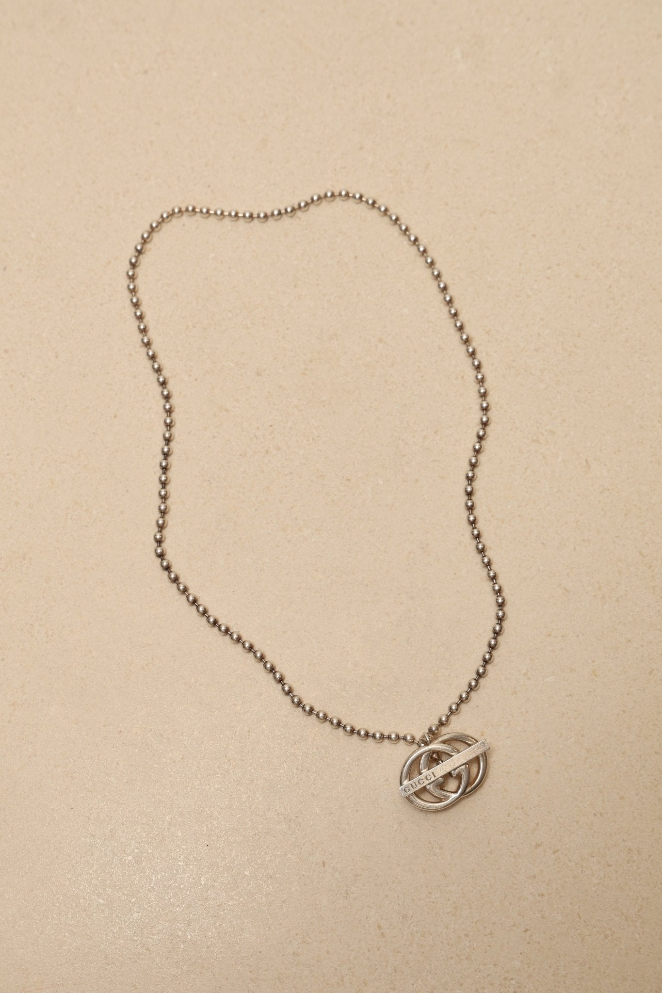 Gucci Sterling Silver Interlocking G Britt Toggle Necklace - FashioNica