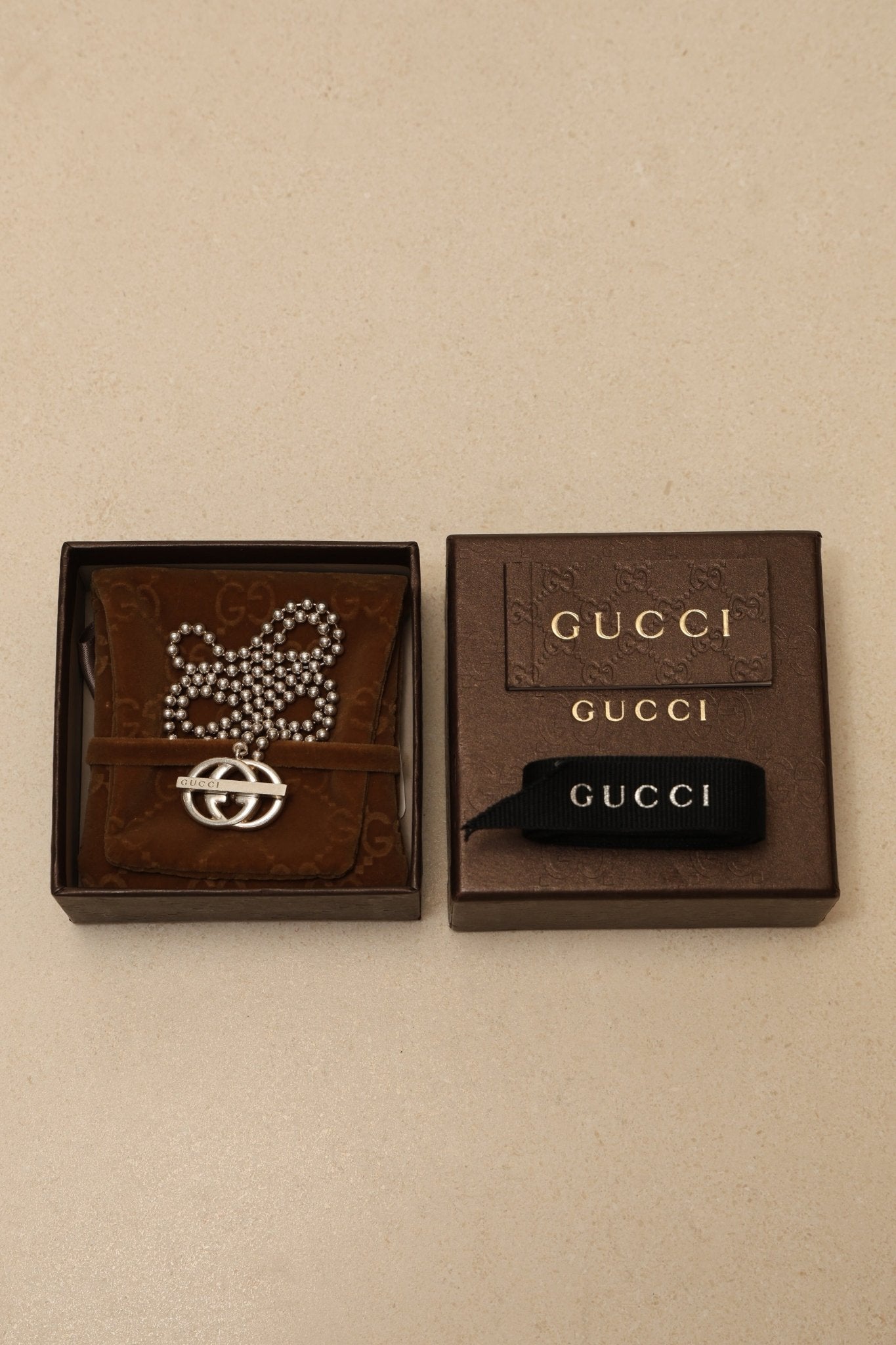 Gucci Sterling Silver Interlocking G Britt Toggle Necklace - FashioNica
