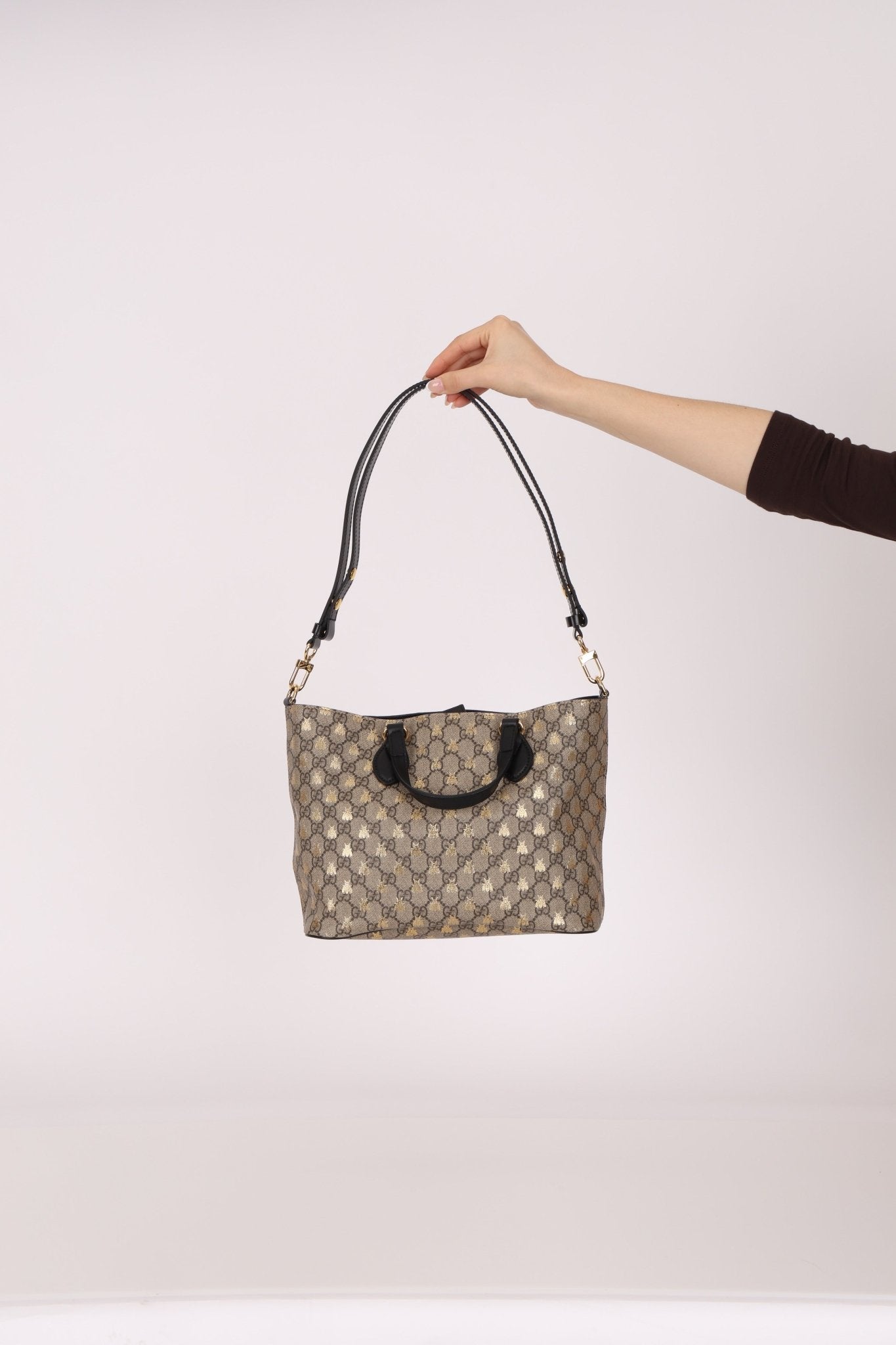 Gucci Supreme Monogram Bees Print Mini Tote Bag - FashioNica